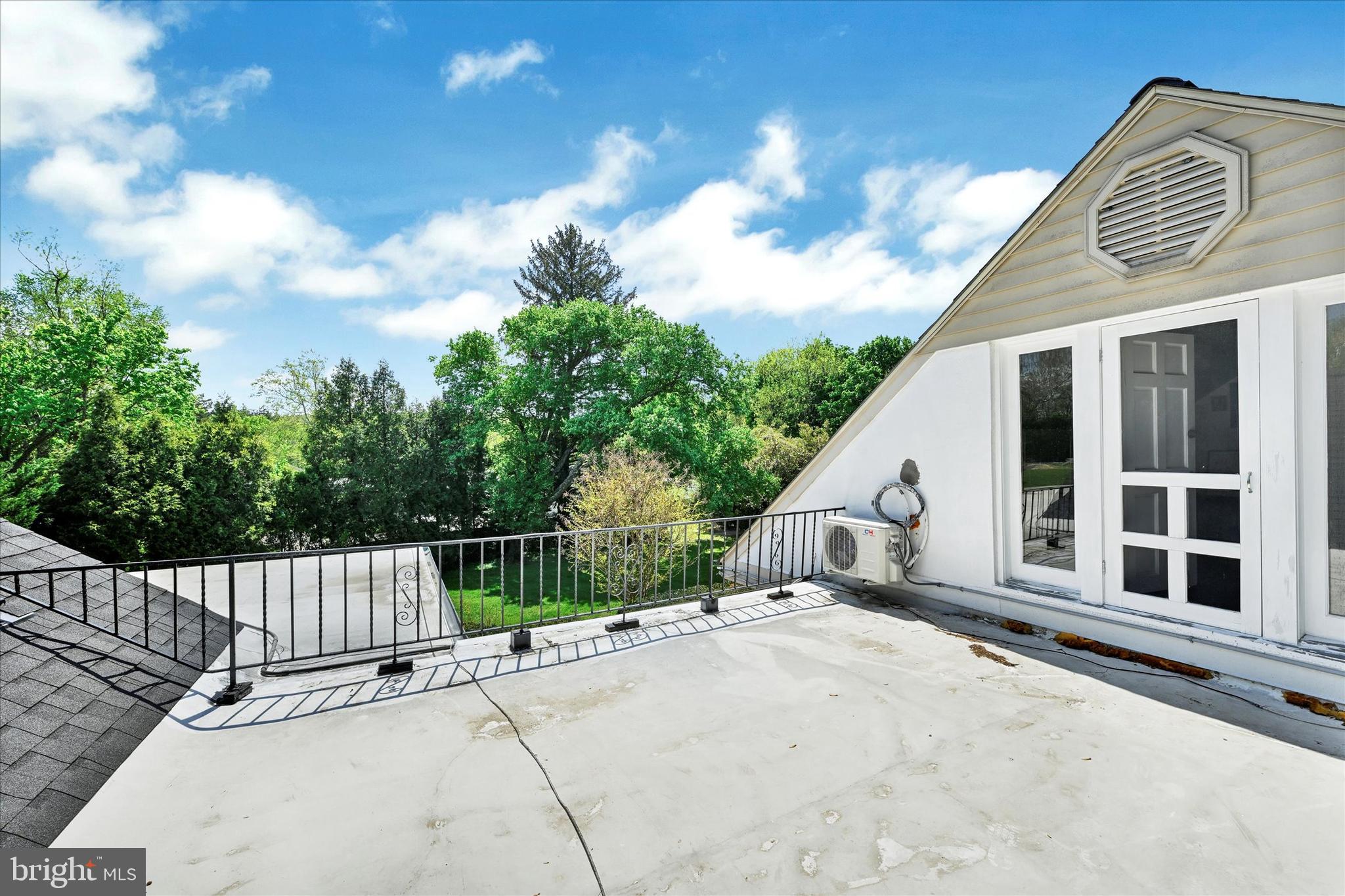 GREENSPRING VALLEY - Residential