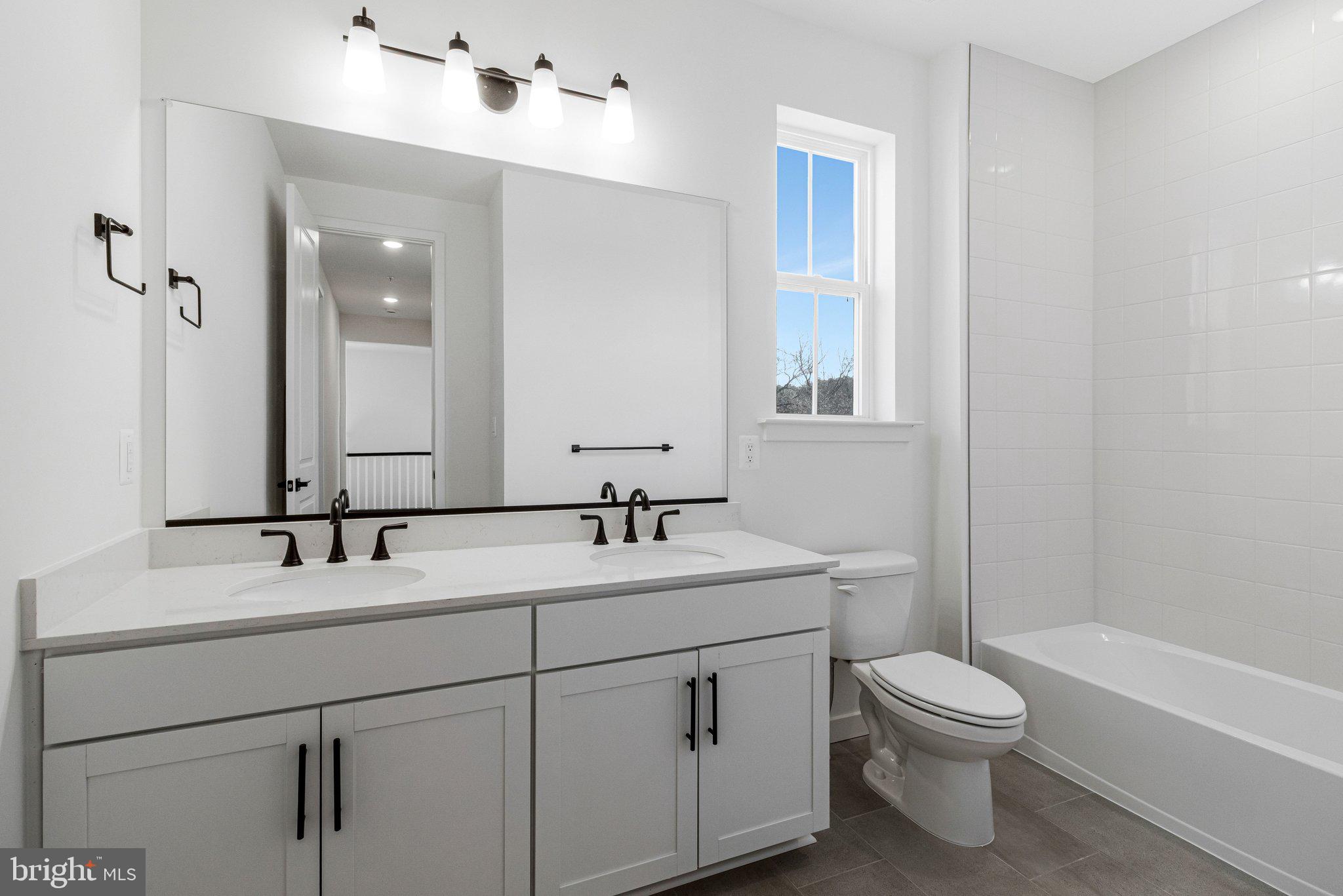 WORTHINGTON GROVE - Residential