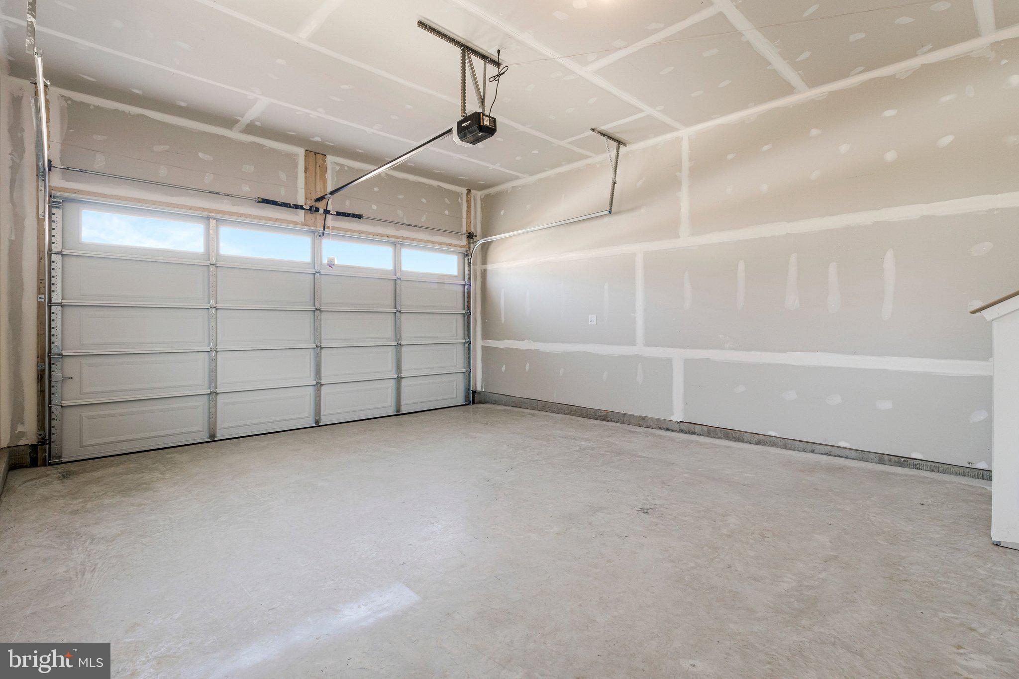 WORTHINGTON GROVE - Residential