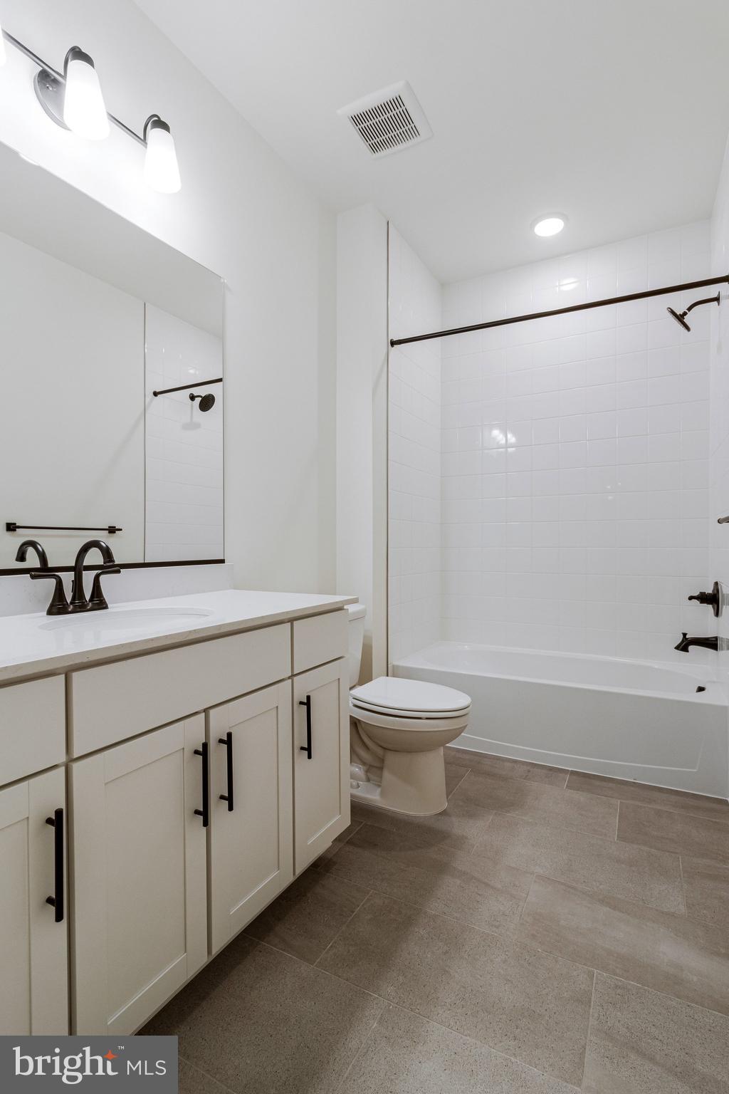 WORTHINGTON GROVE - Residential