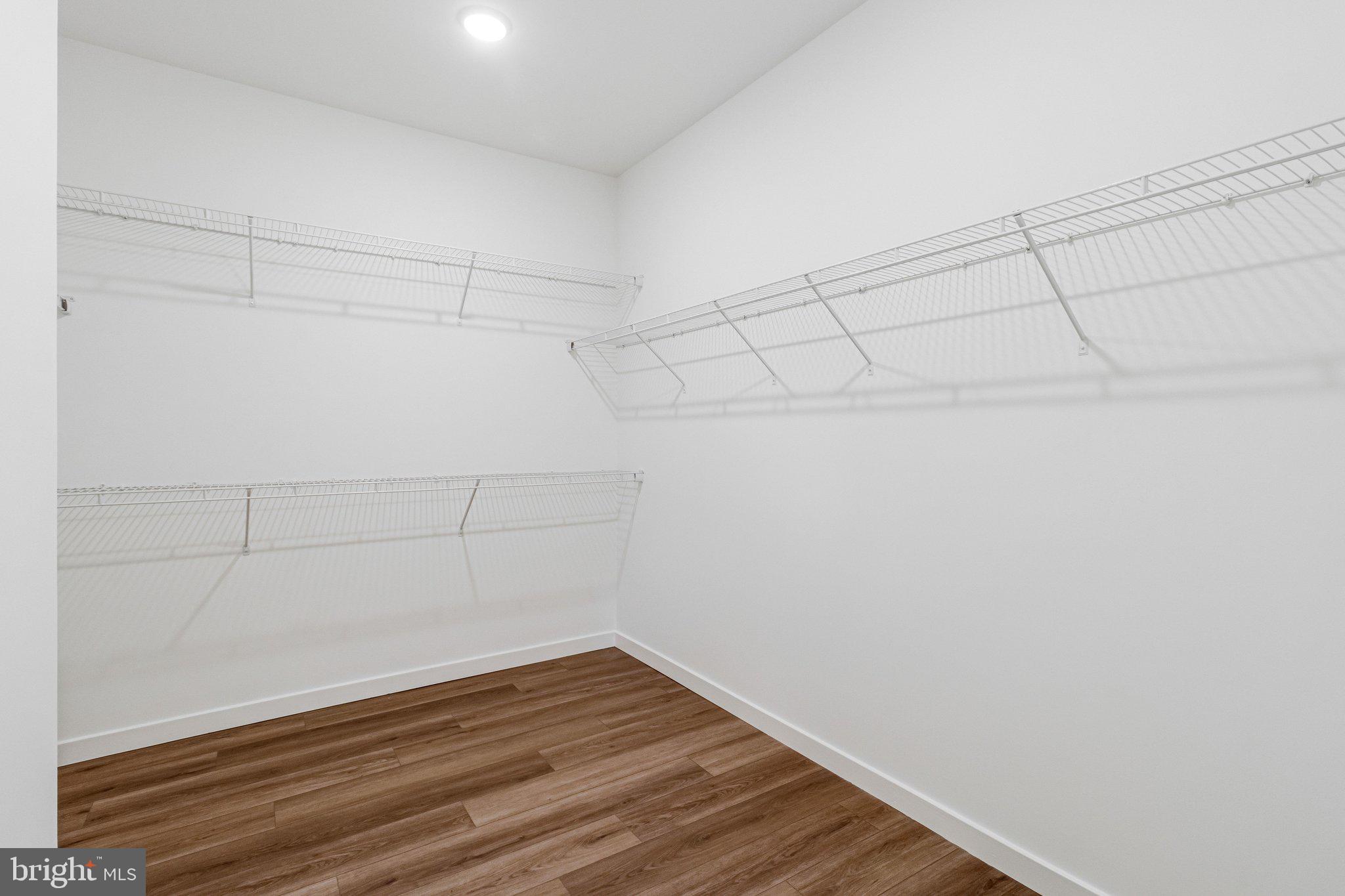 WORTHINGTON GROVE - Residential