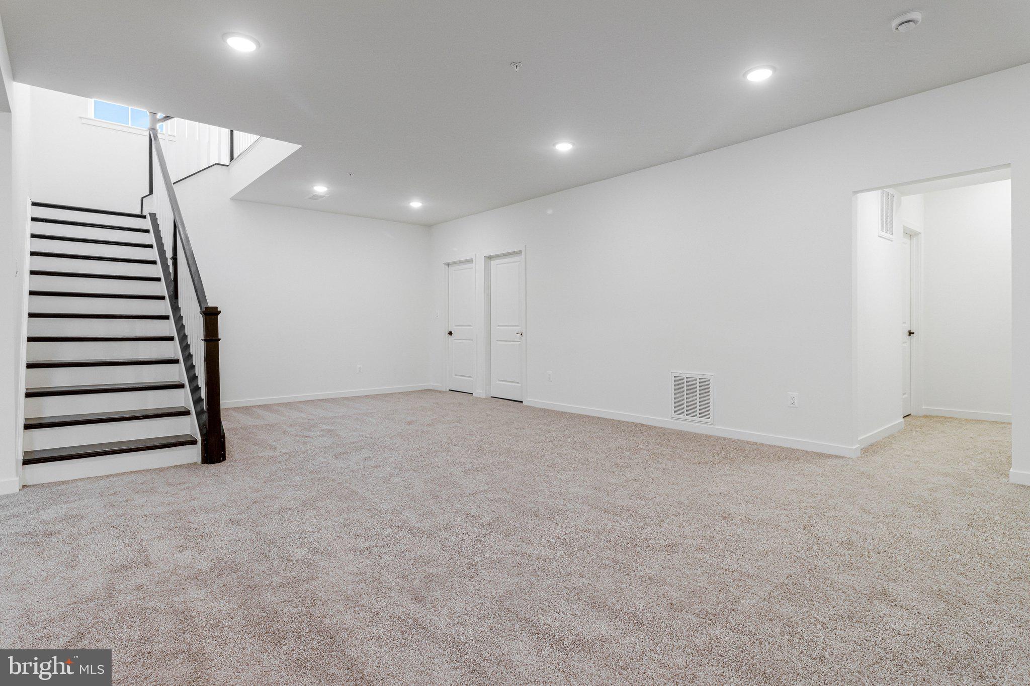 WORTHINGTON GROVE - Residential