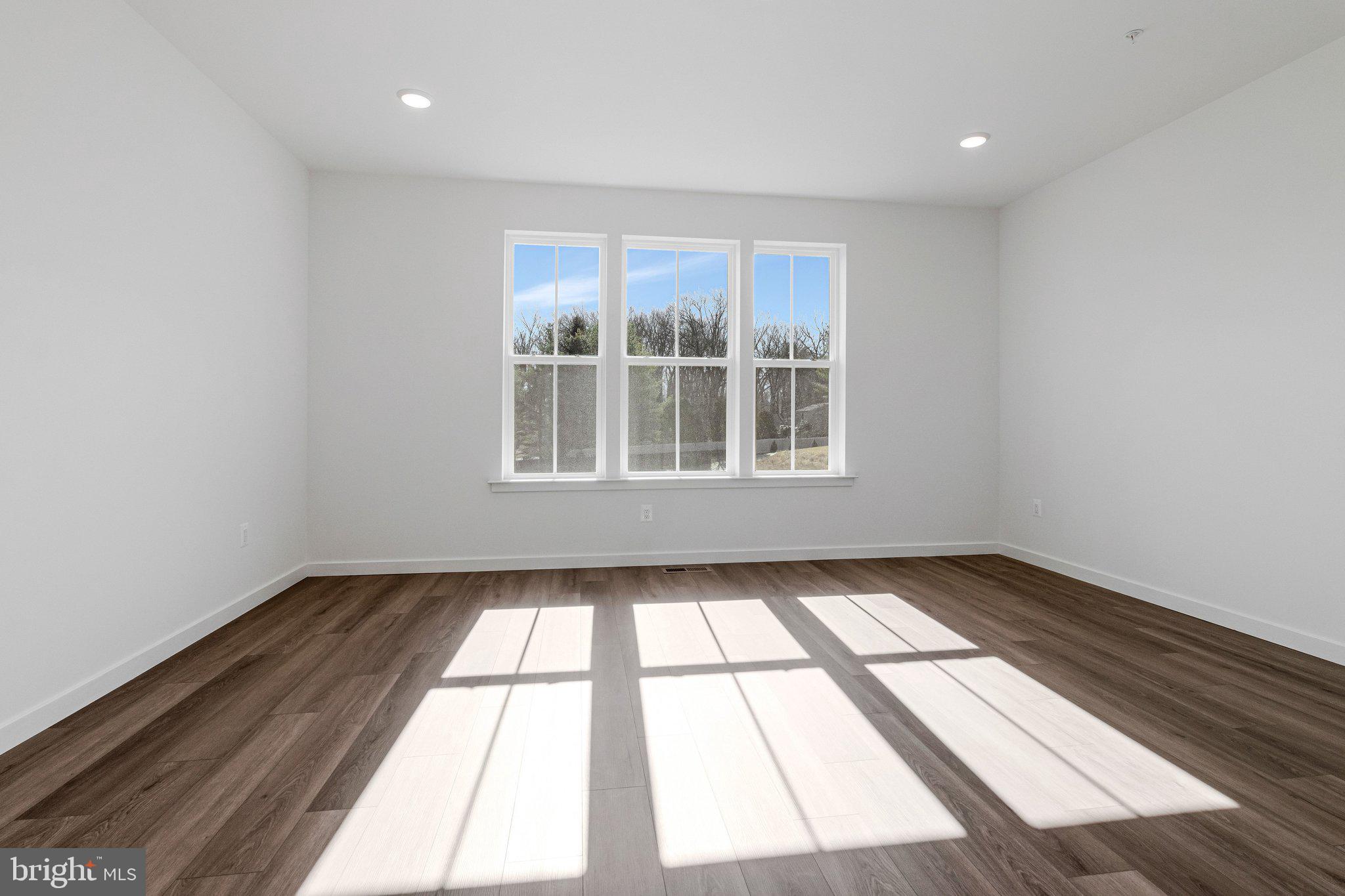 WORTHINGTON GROVE - Residential