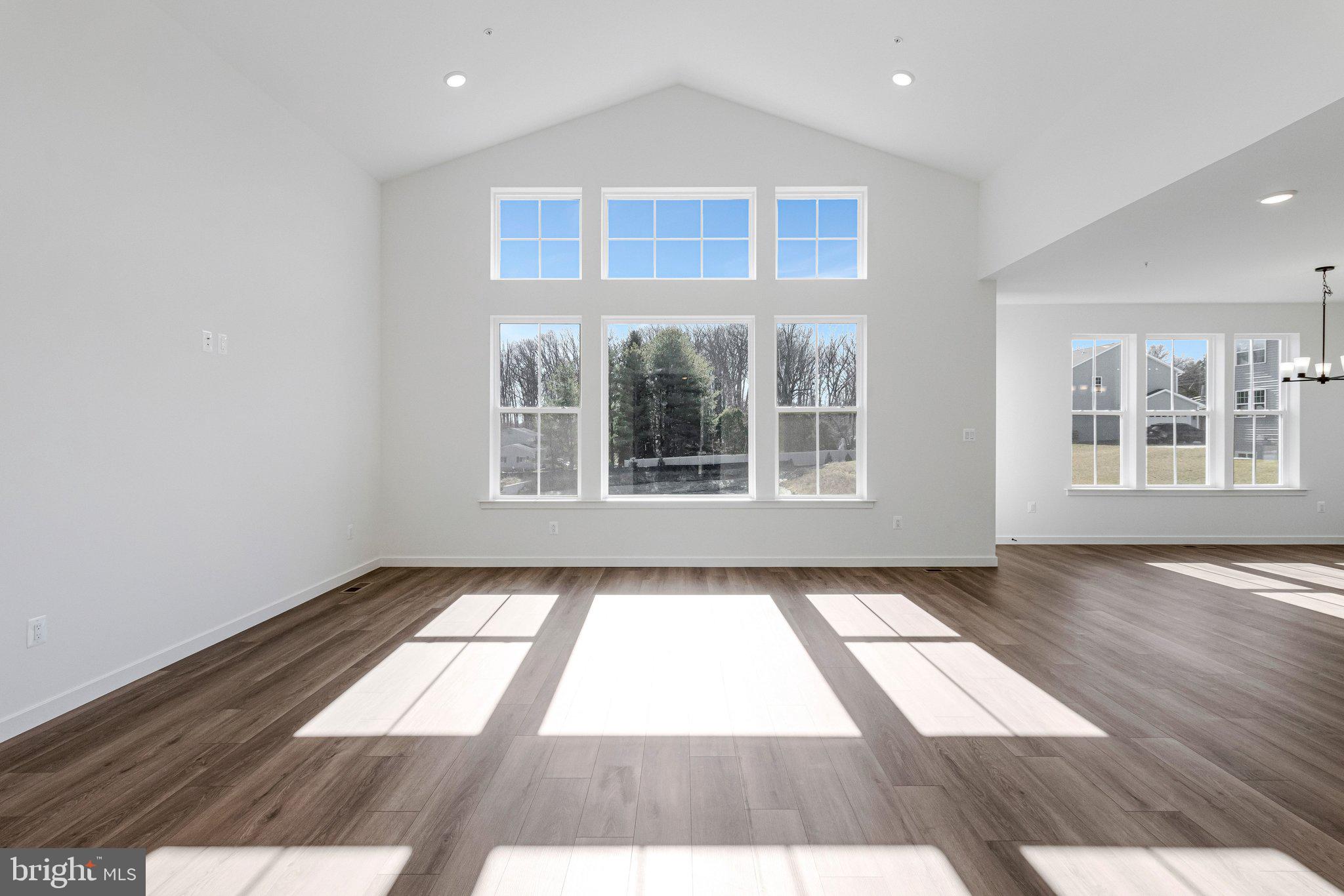 WORTHINGTON GROVE - Residential