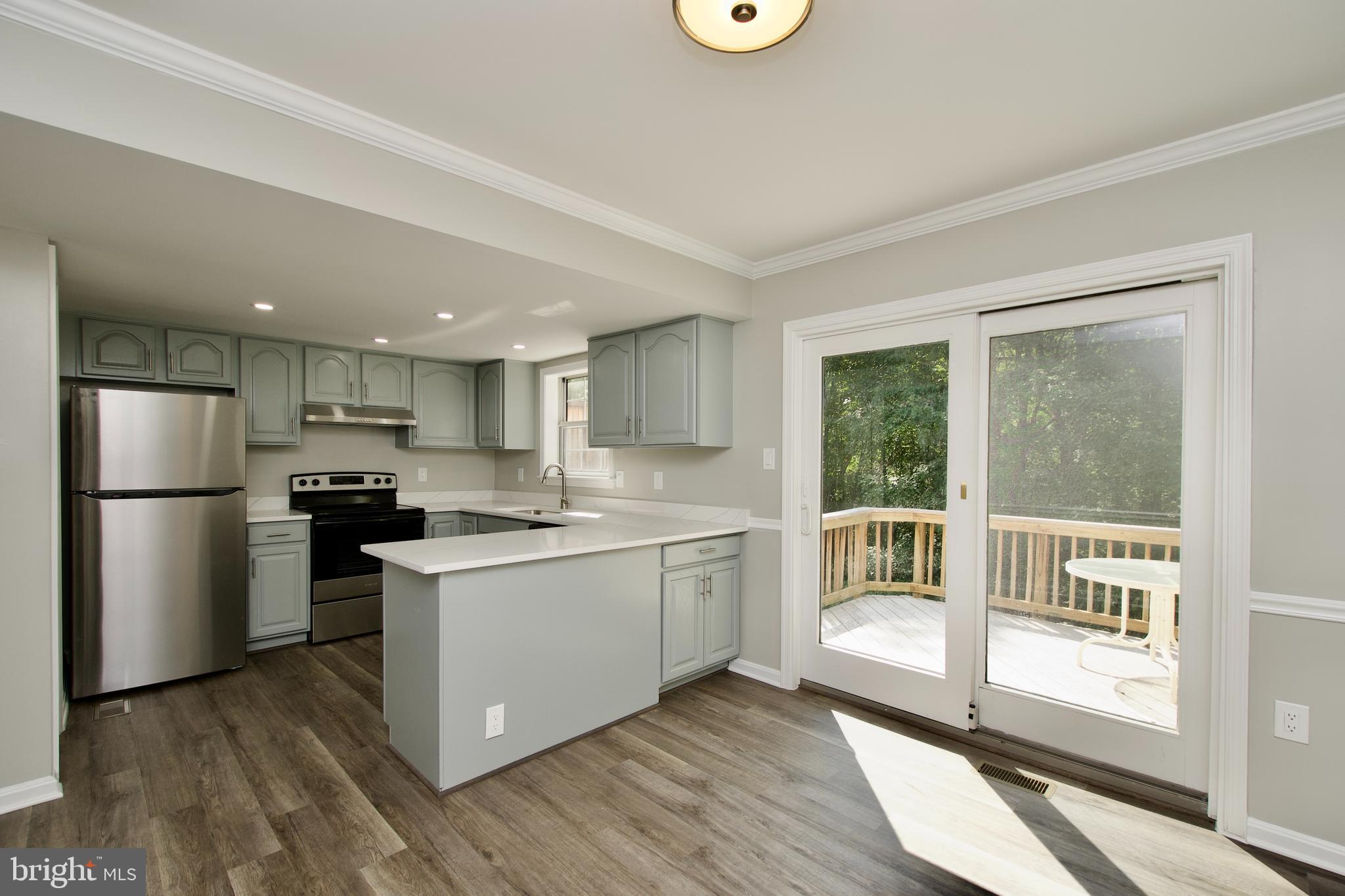 BURKE VILLAGE - Residential