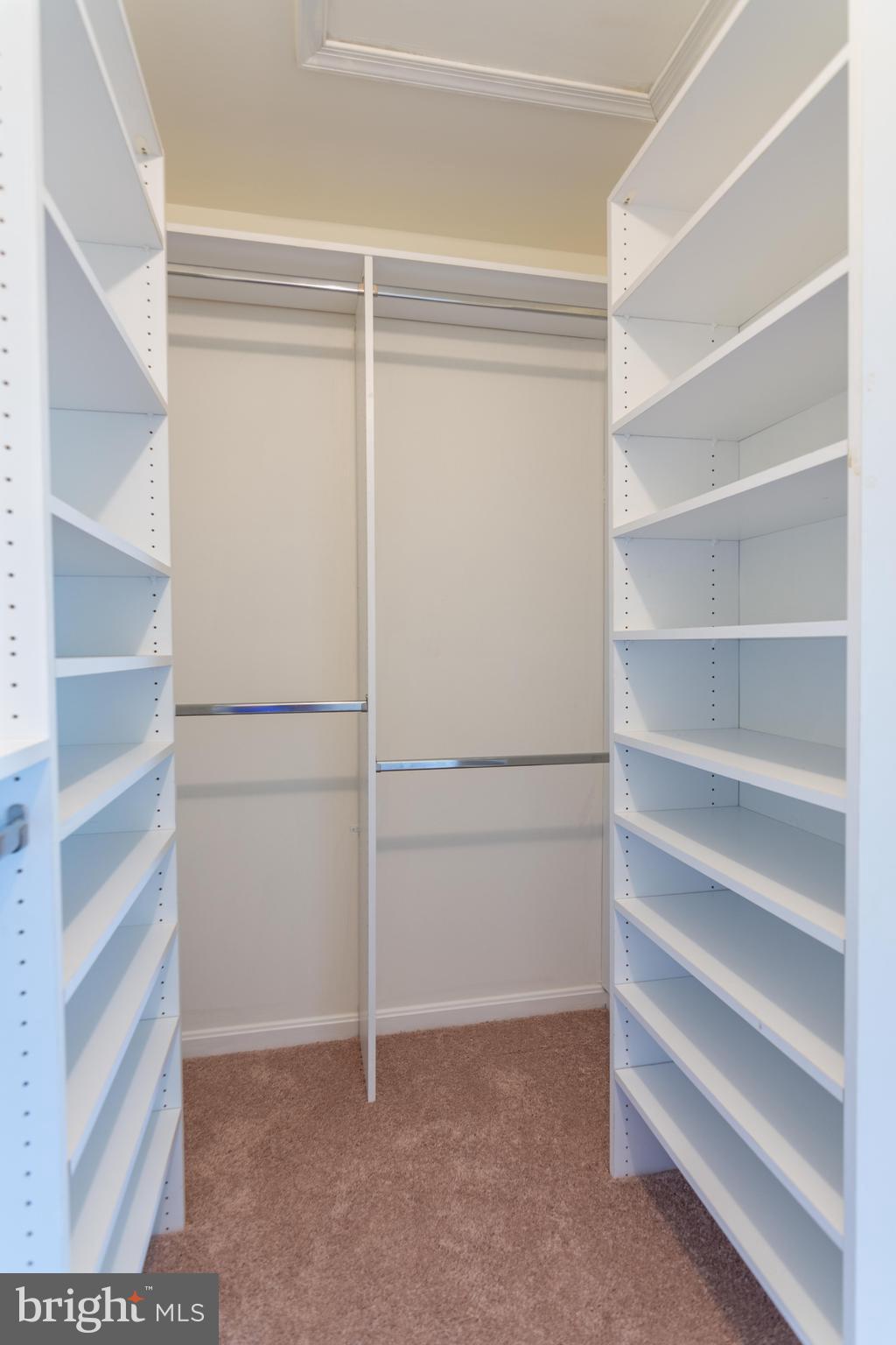 RIVER OAKS - Residential Lease