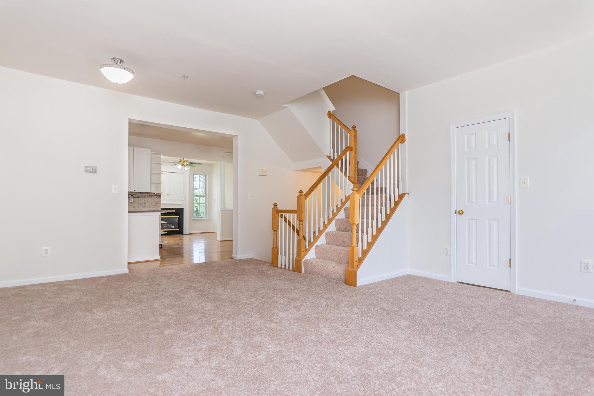 RIVER OAKS - Residential Lease