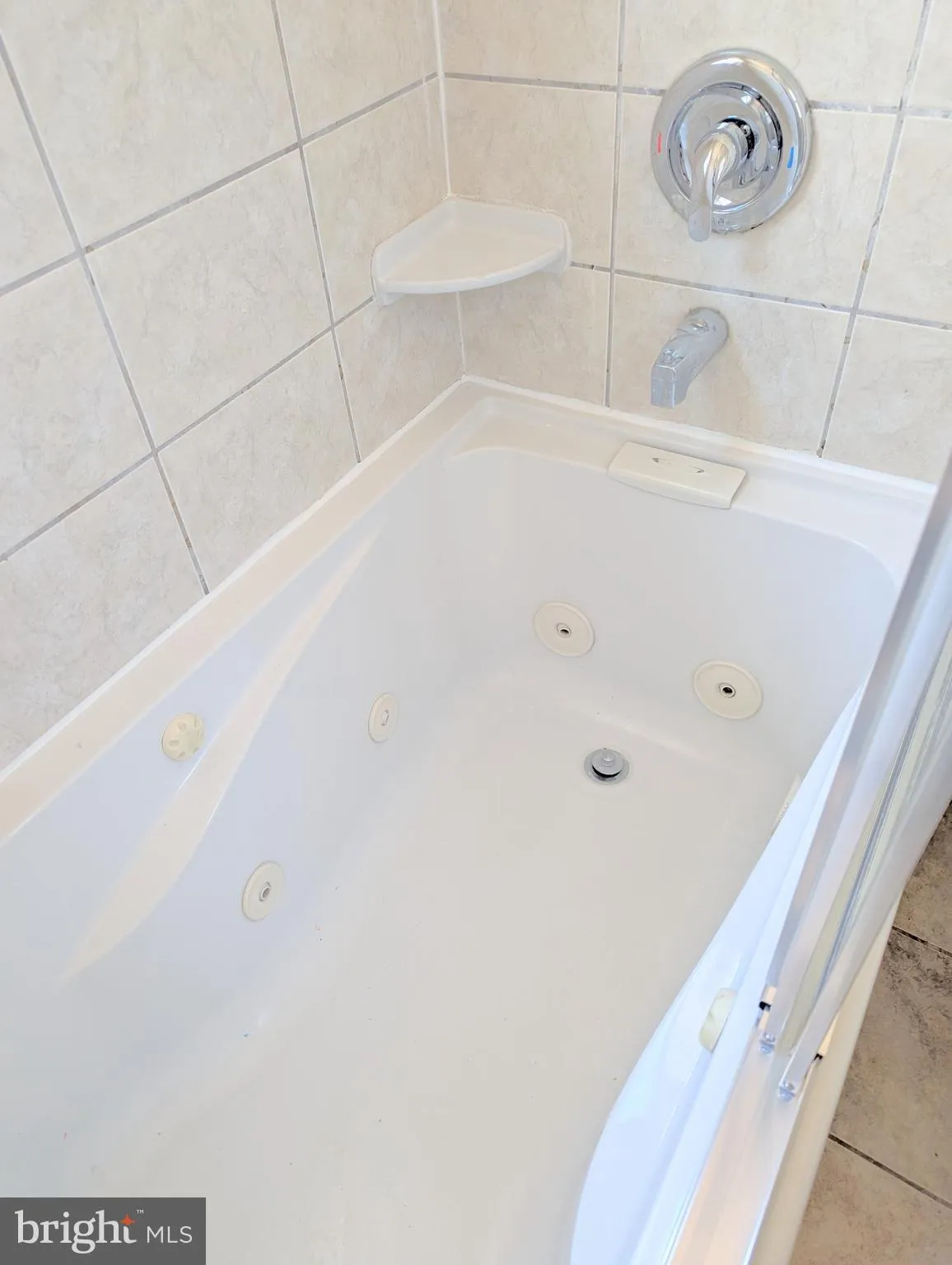 Fairfax, Virginia 22031, United States, 3 Bedrooms Bedrooms, ,3 BathroomsBathrooms,Residential,Active,10510