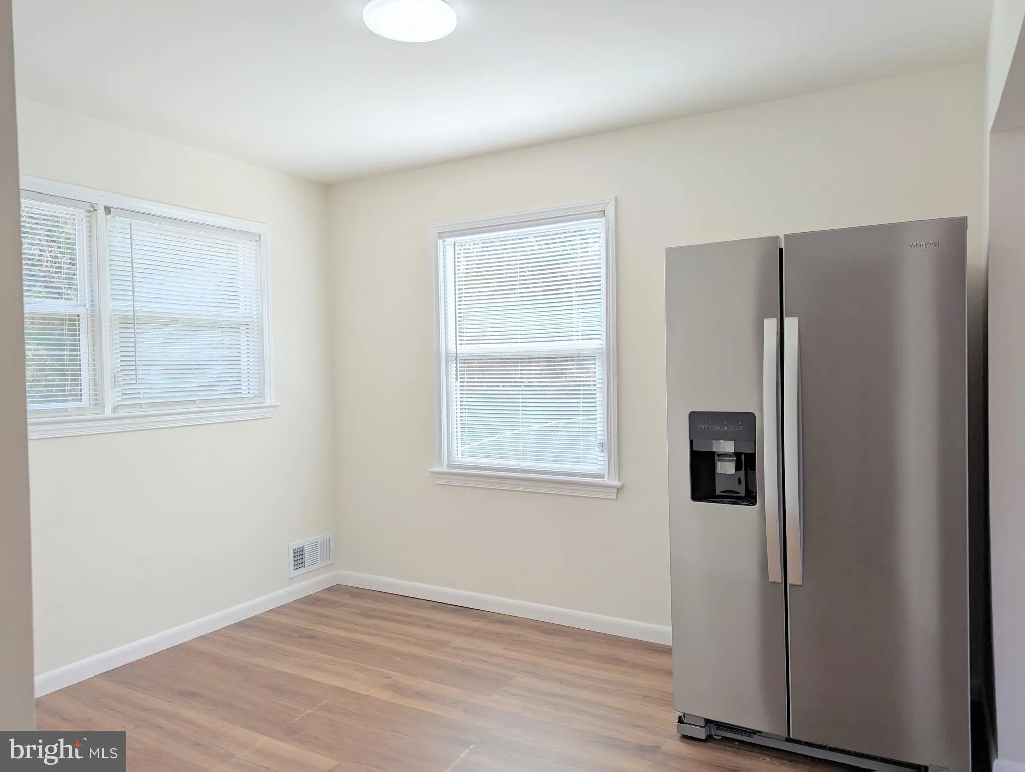 Fairfax, Virginia 22031, United States, 3 Bedrooms Bedrooms, ,3 BathroomsBathrooms,Residential,Active,10510