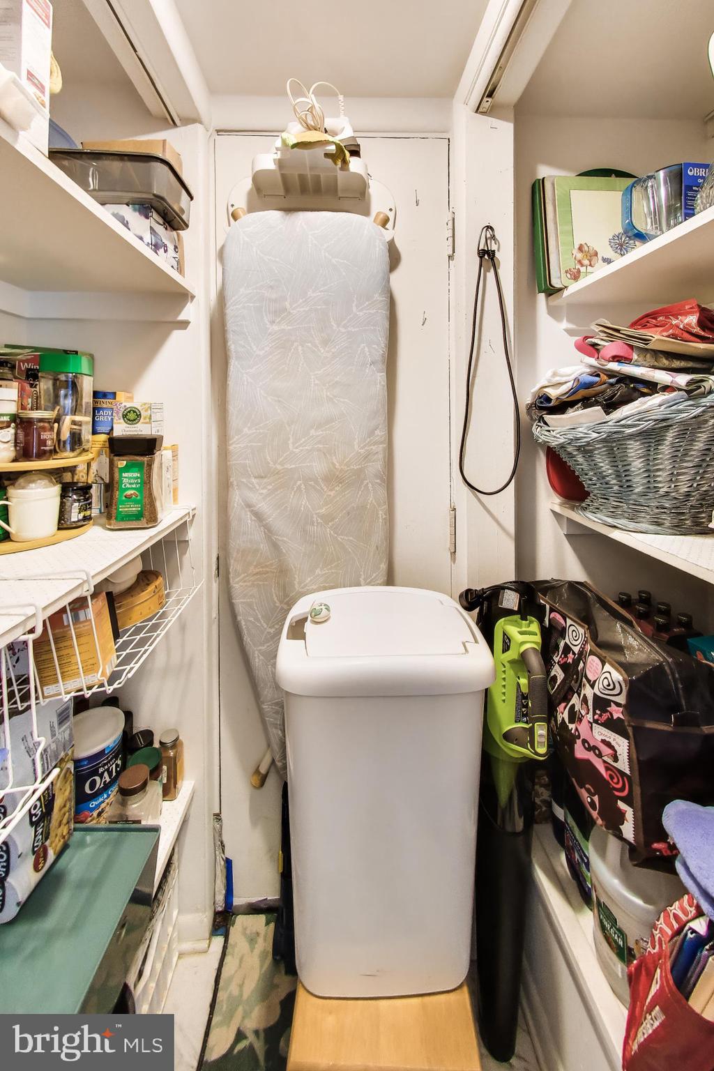 FAIRFAX HERITAGE - Residential