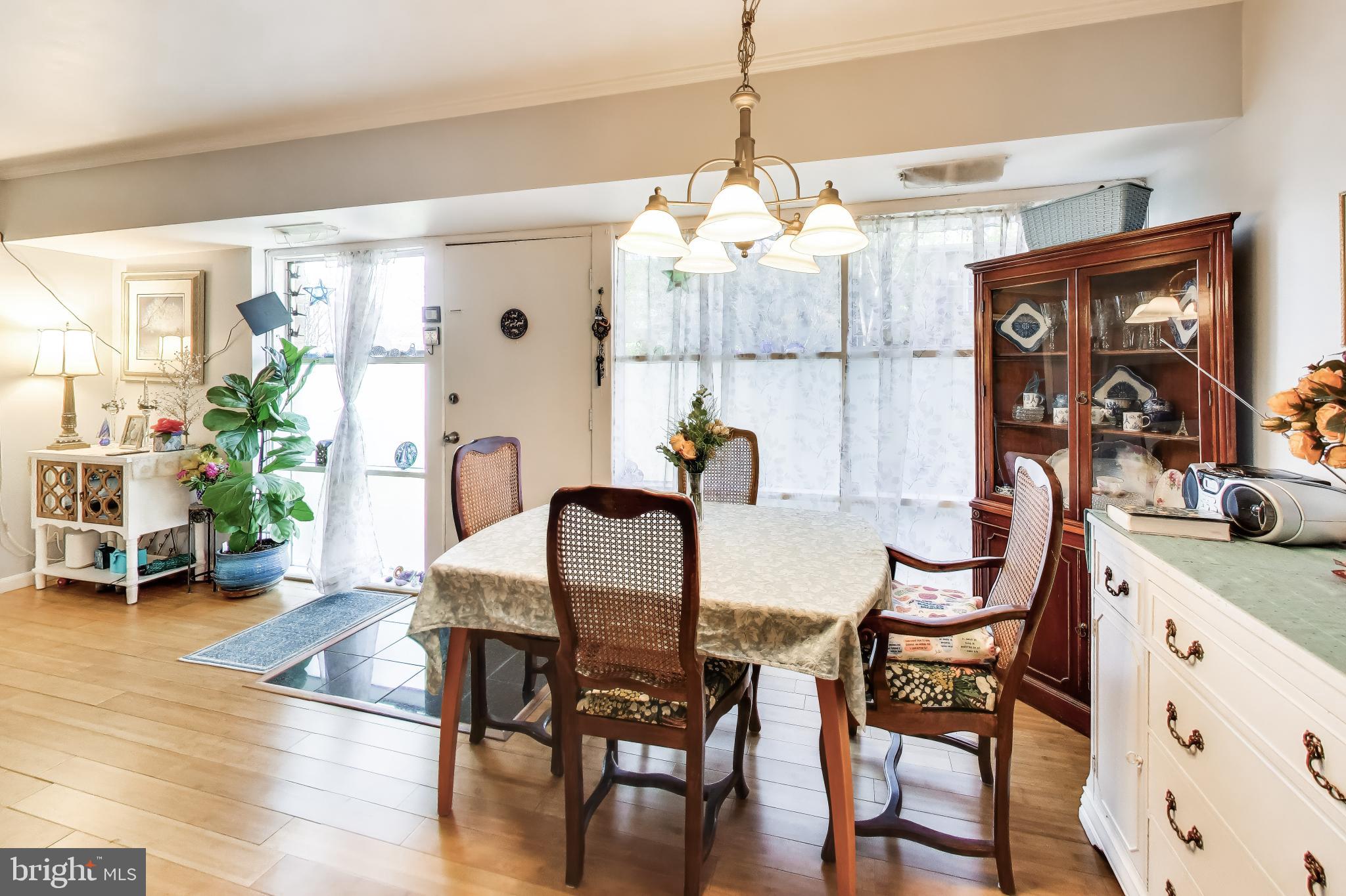 FAIRFAX HERITAGE - Residential