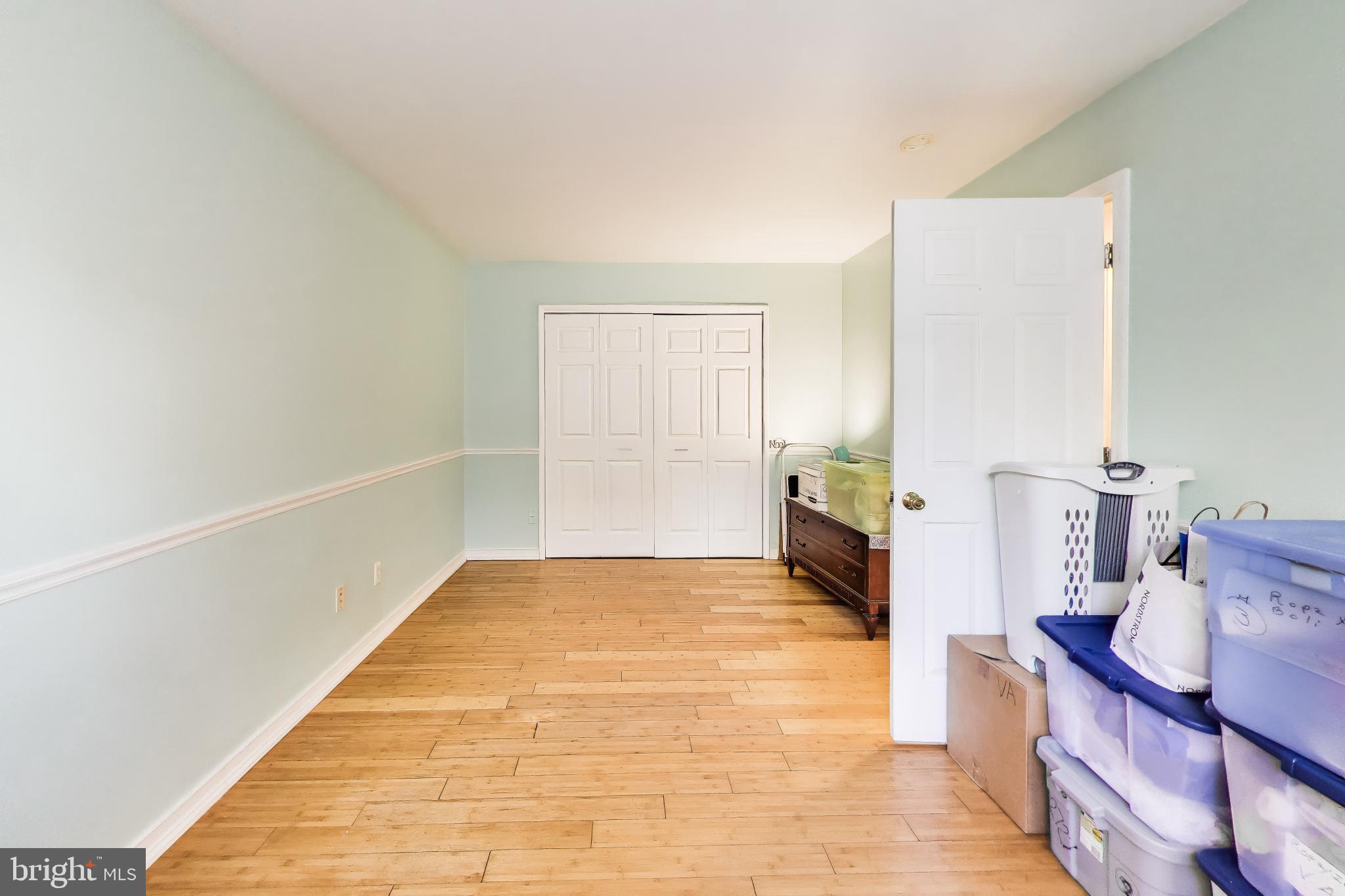 FAIRFAX HERITAGE - Residential