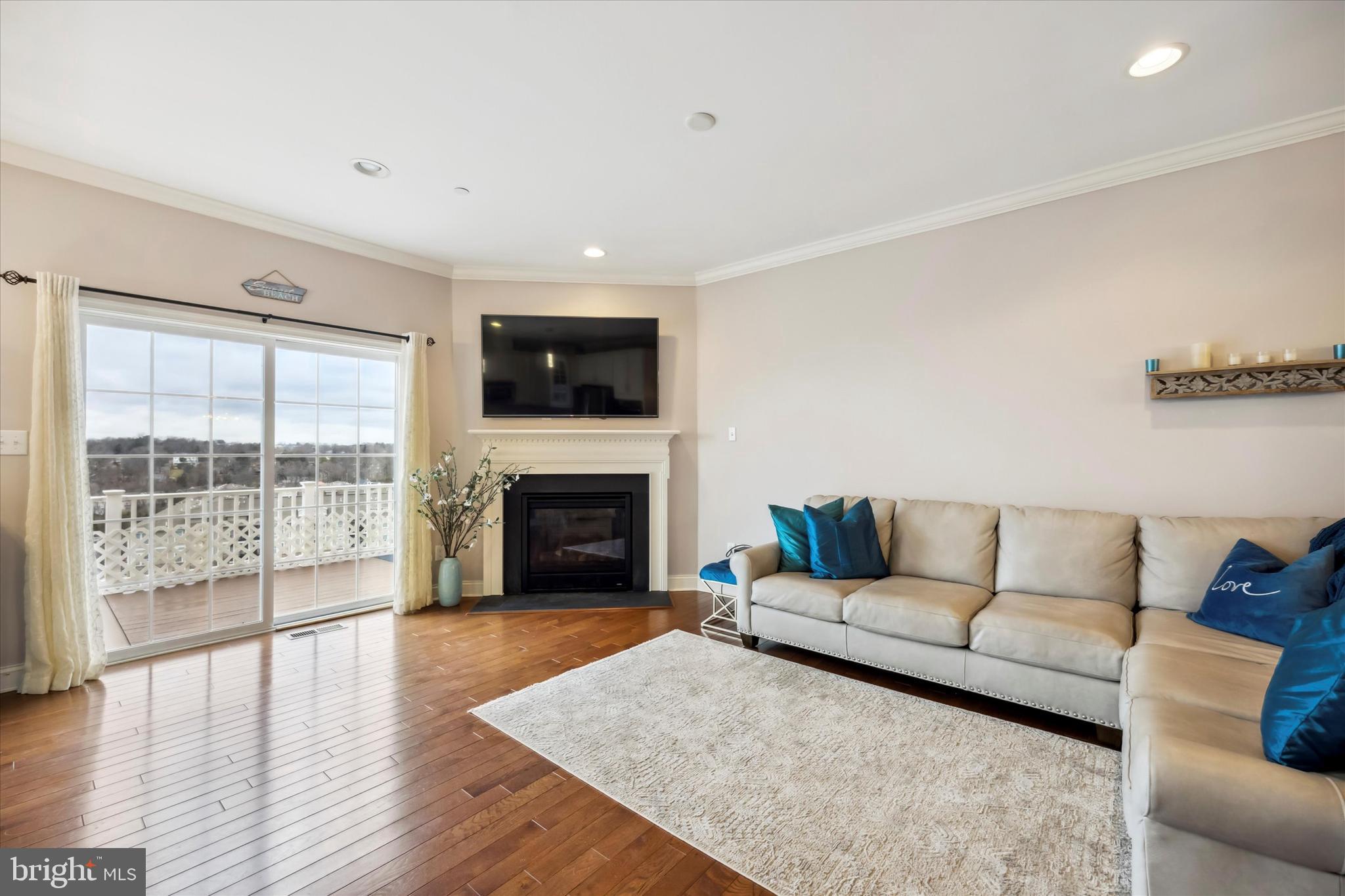 GRANDE AT MUIRWOOD H - Residential