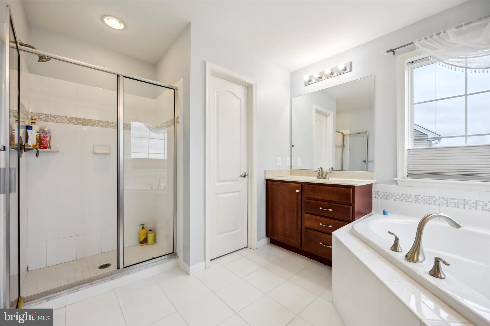 GRANDE AT MUIRWOOD H - Residential