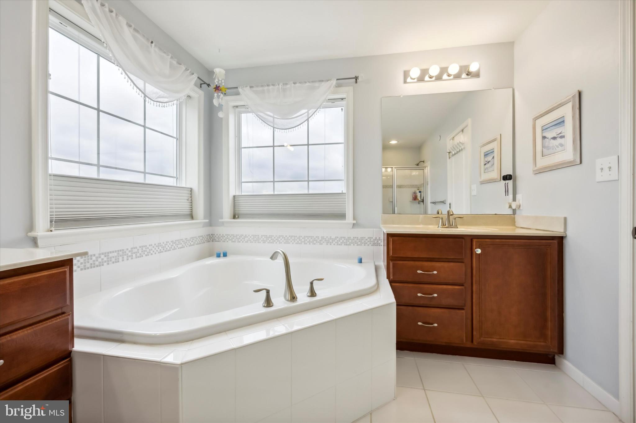 GRANDE AT MUIRWOOD H - Residential