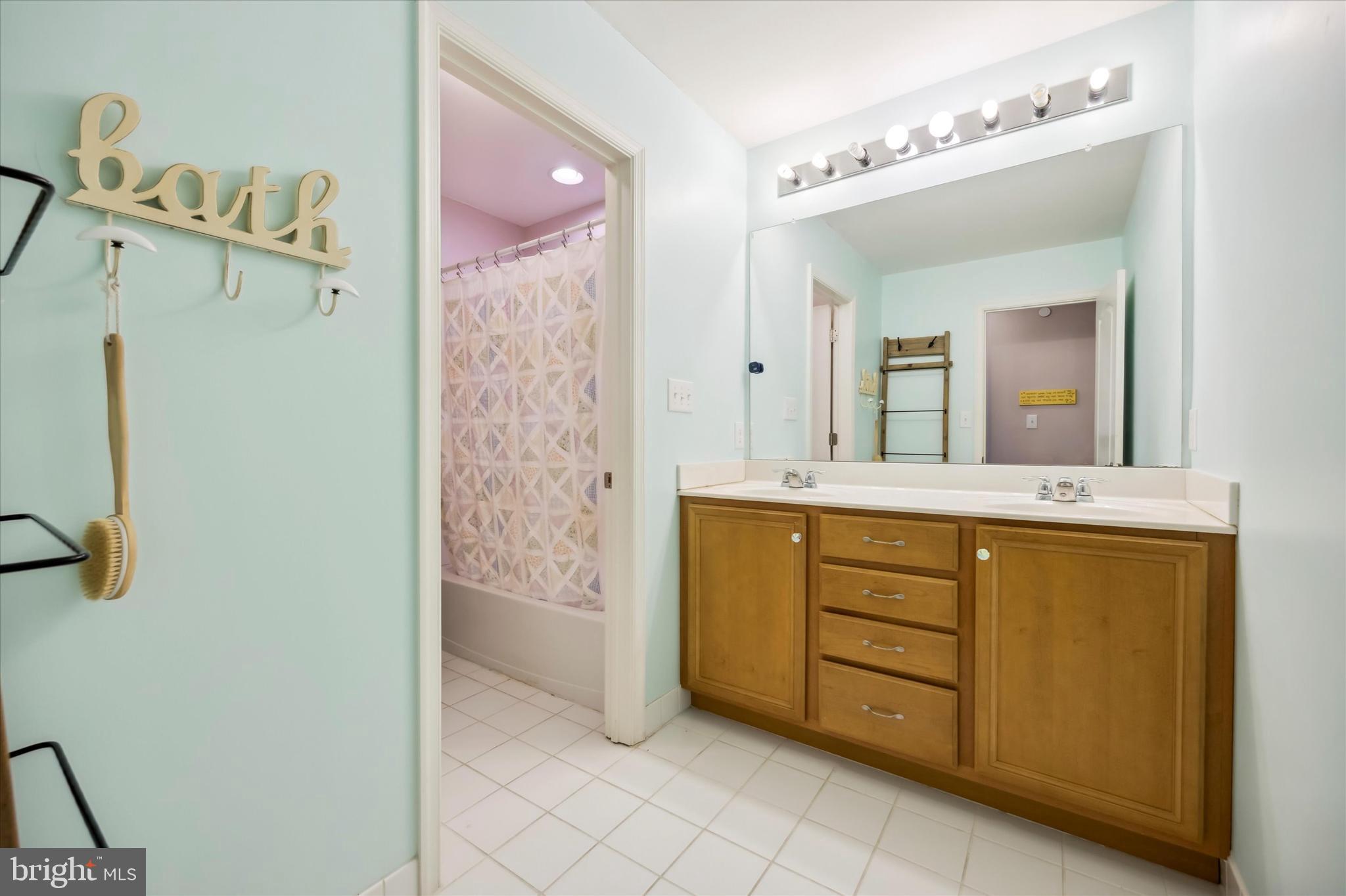 GRANDE AT MUIRWOOD H - Residential