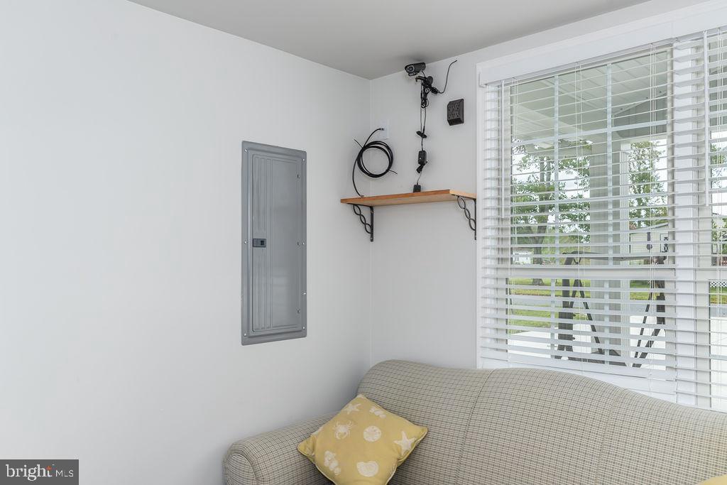 DEER RUN ACRES - Residential