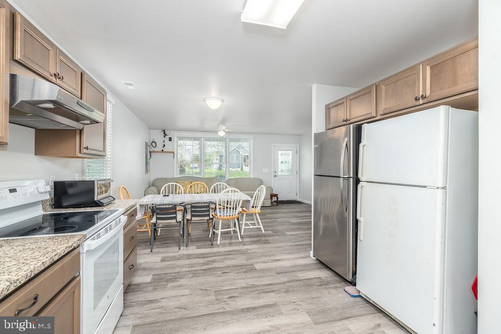 DEER RUN ACRES - Residential