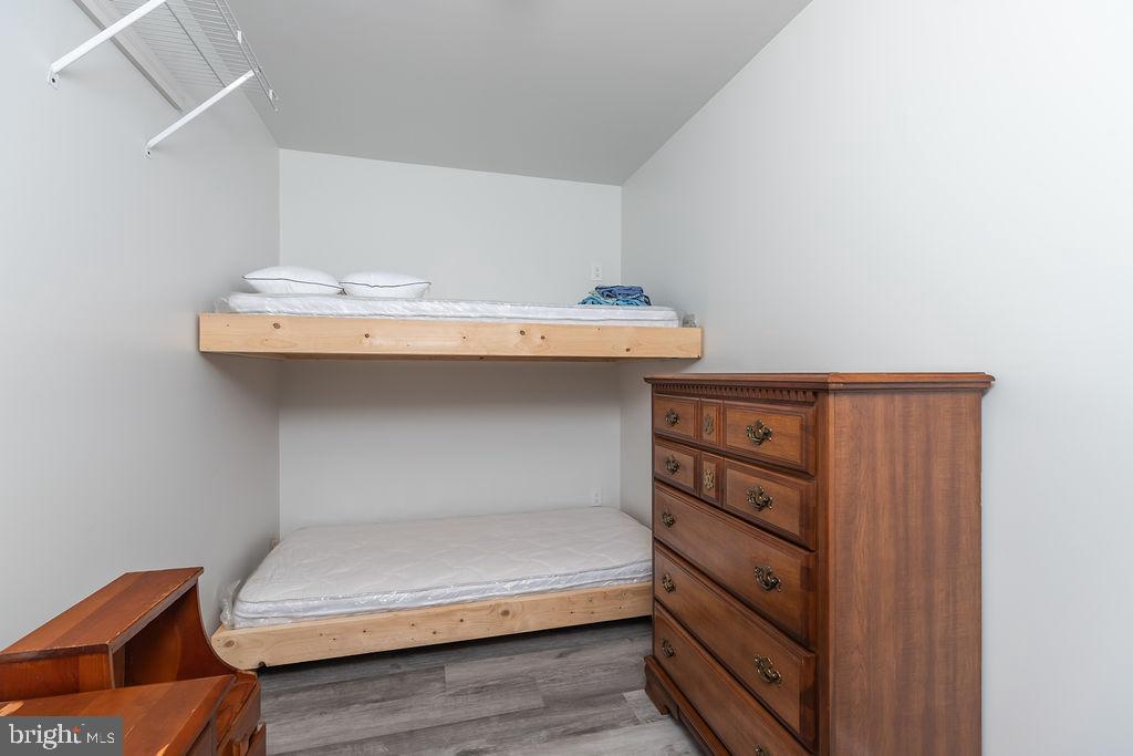 DEER RUN ACRES - Residential