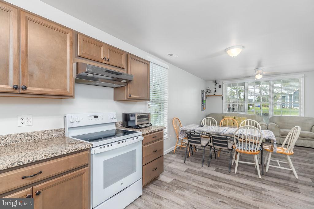 DEER RUN ACRES - Residential