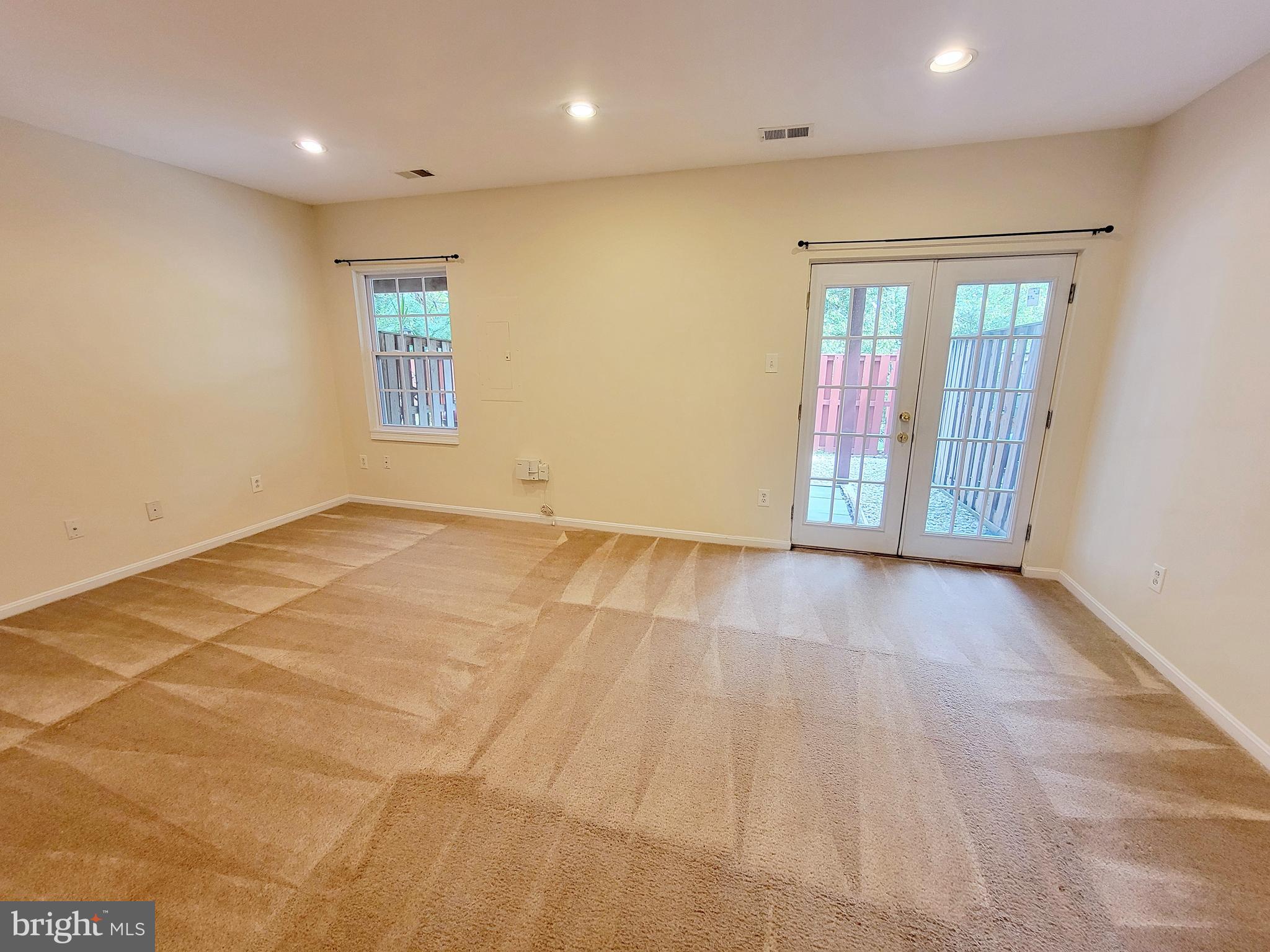 FOX CREEK - Residential