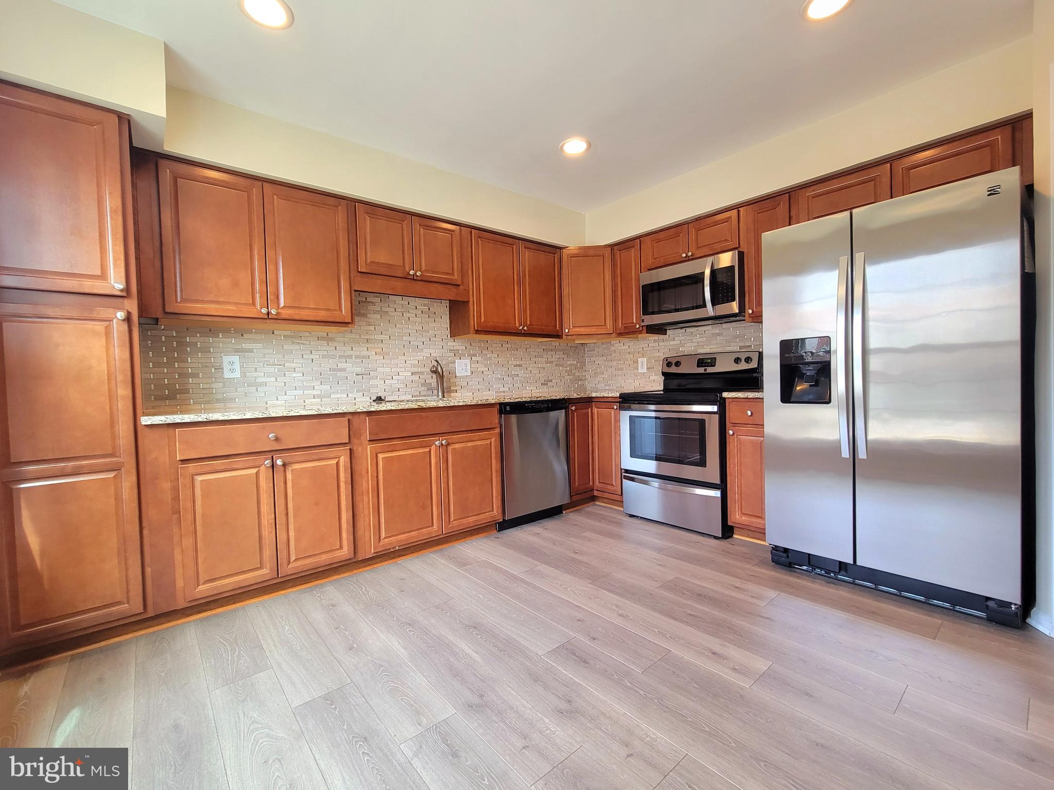 FOX CREEK - Residential