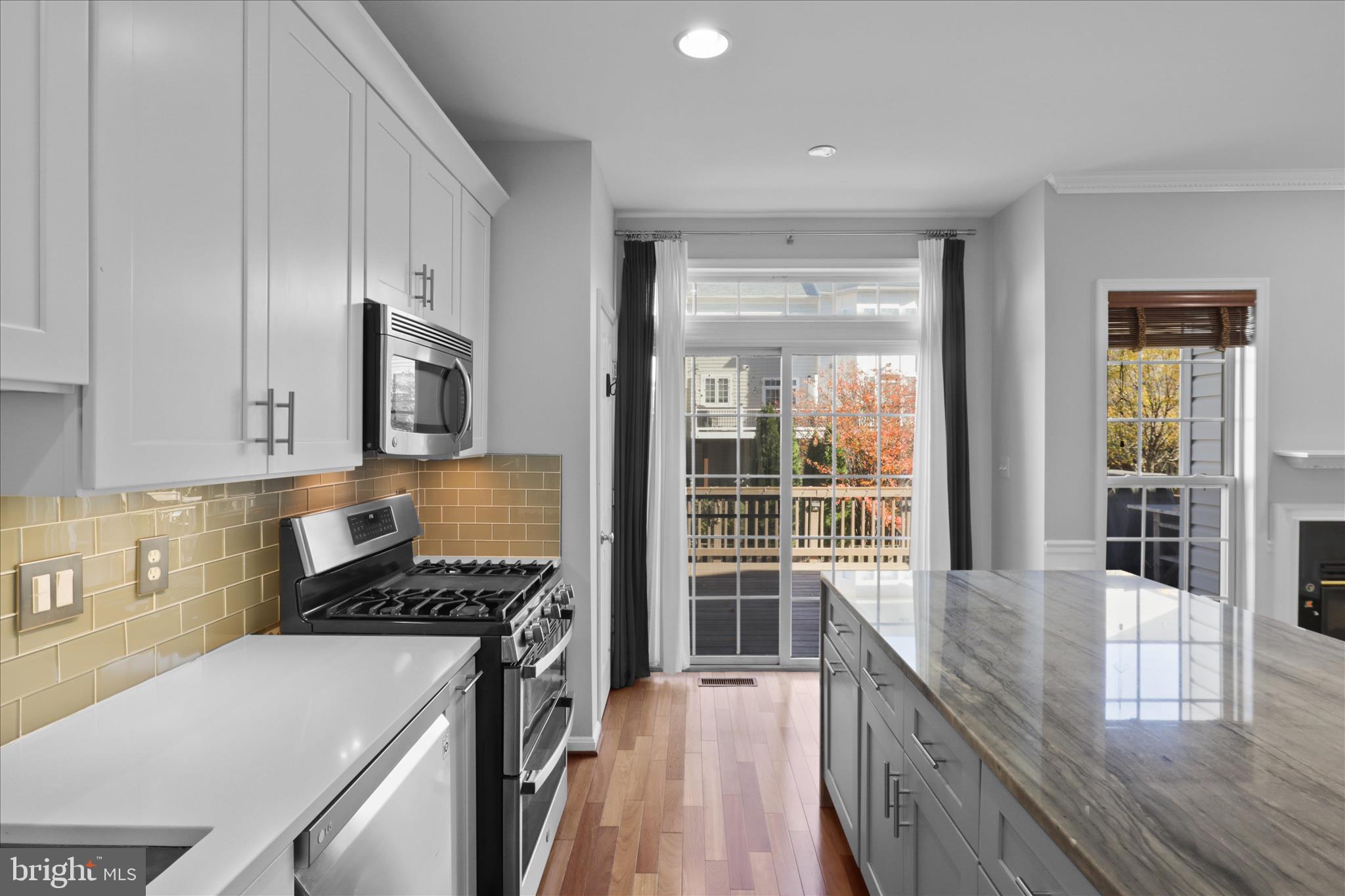 STONE RIDGE - Residential