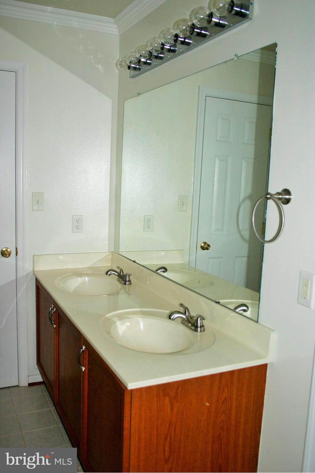 SPRUCE HILL ESTATES - Residential