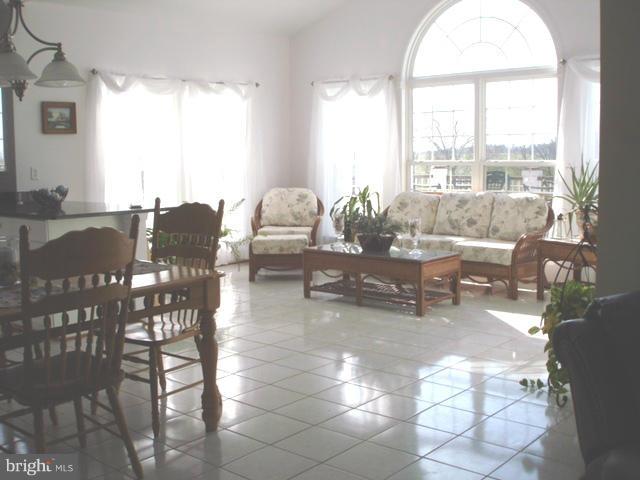 SPRUCE HILL ESTATES - Residential