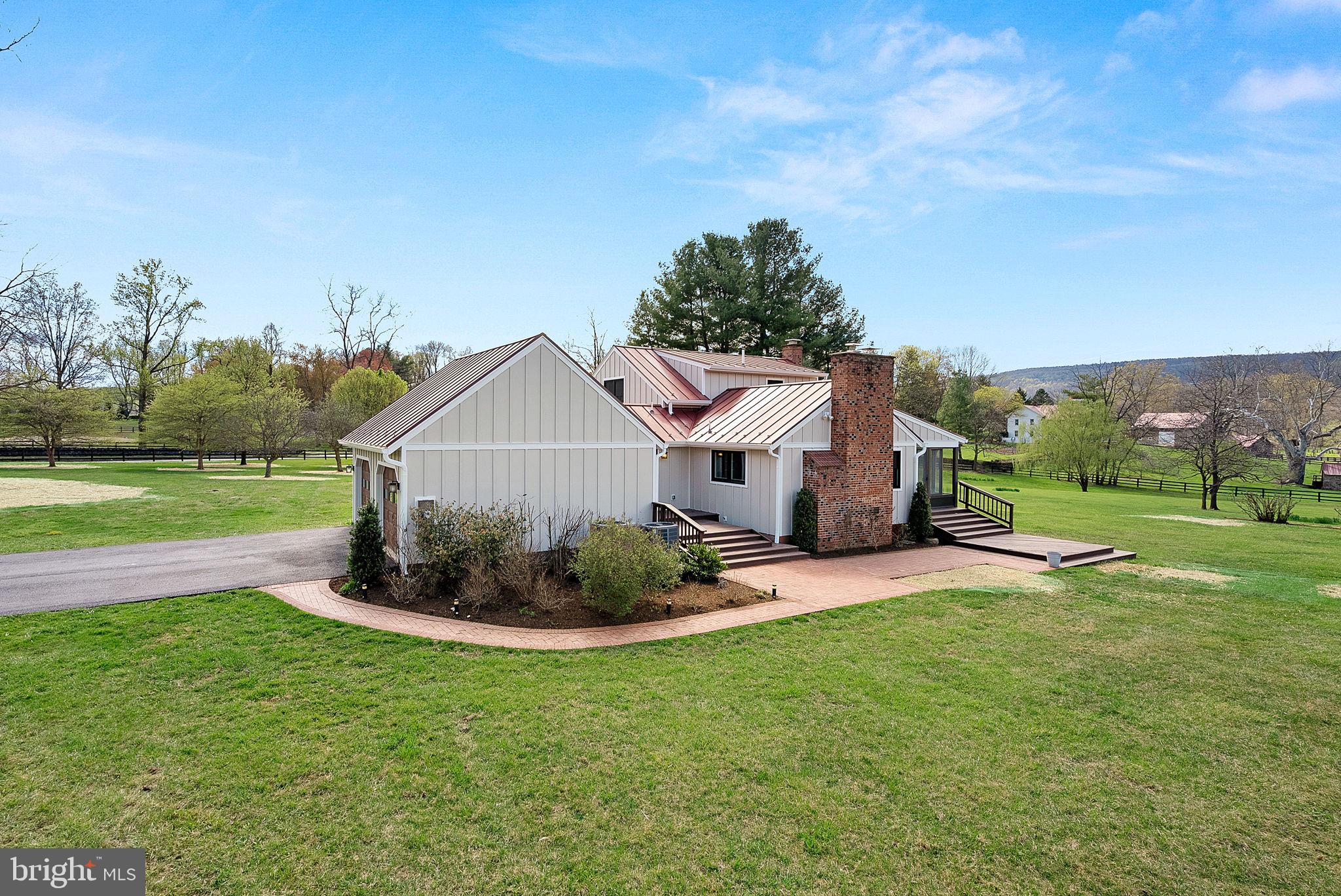 BLUE RIDGE CHASE - Residential Lease