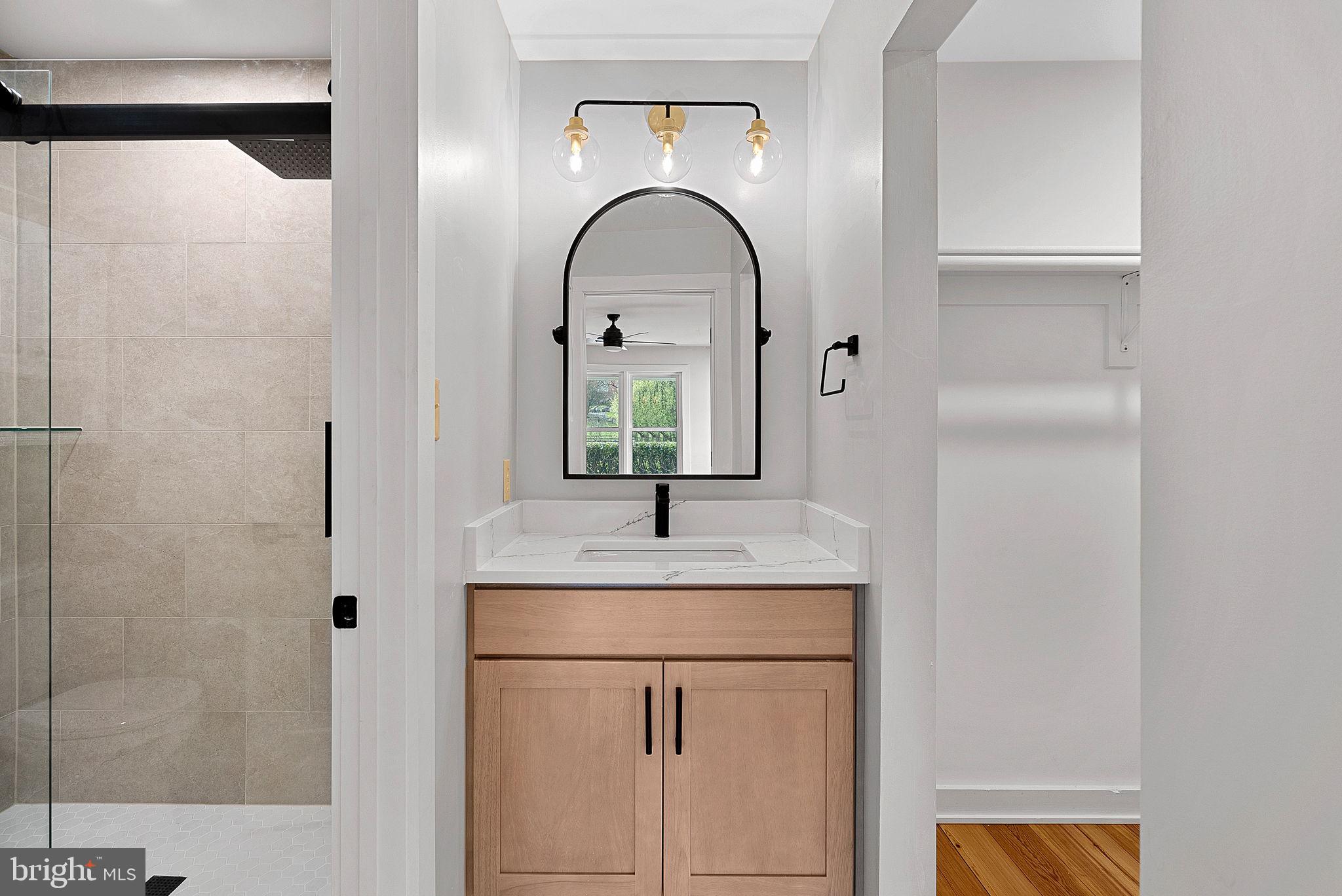 BLUE RIDGE CHASE - Residential Lease