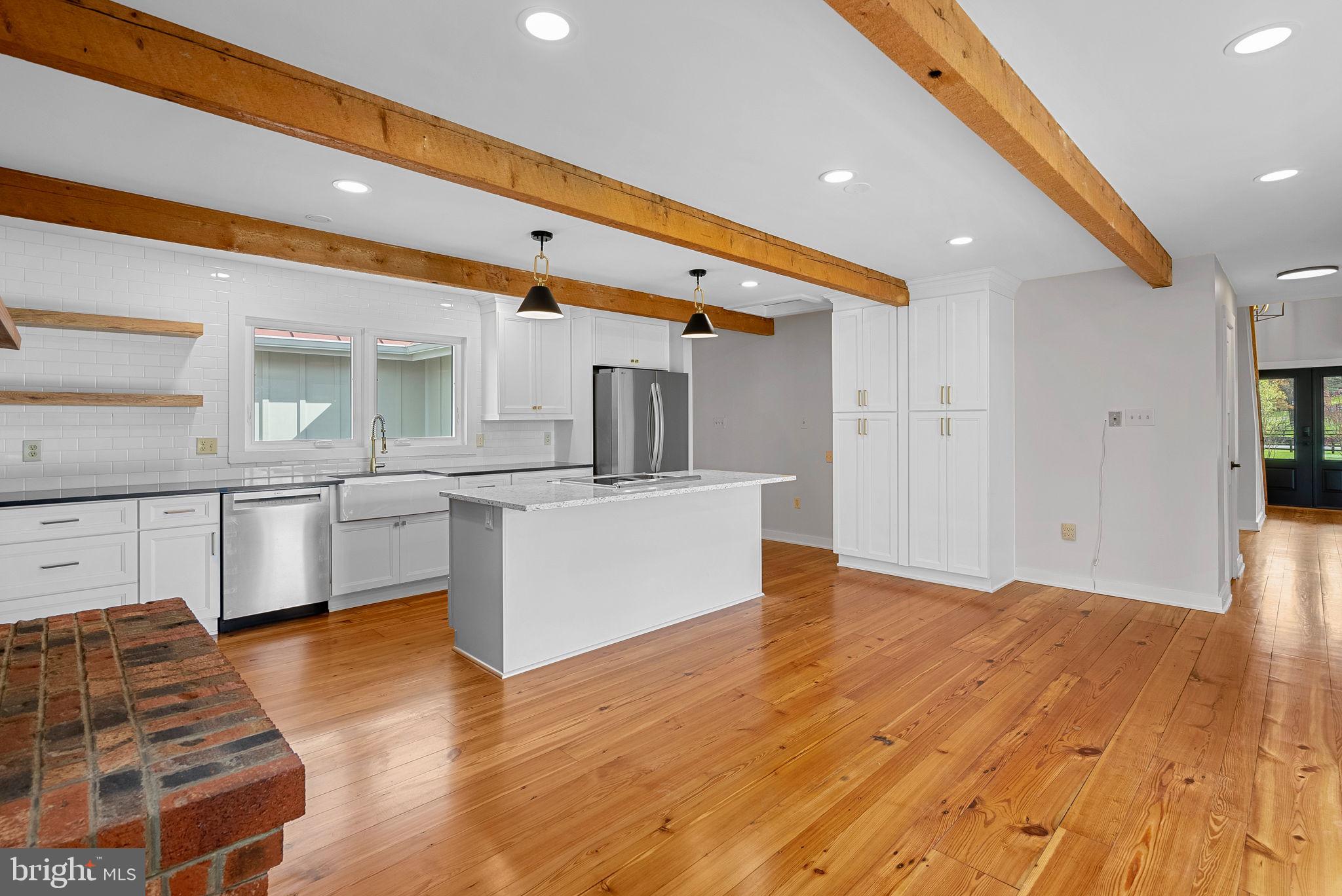 BLUE RIDGE CHASE - Residential Lease