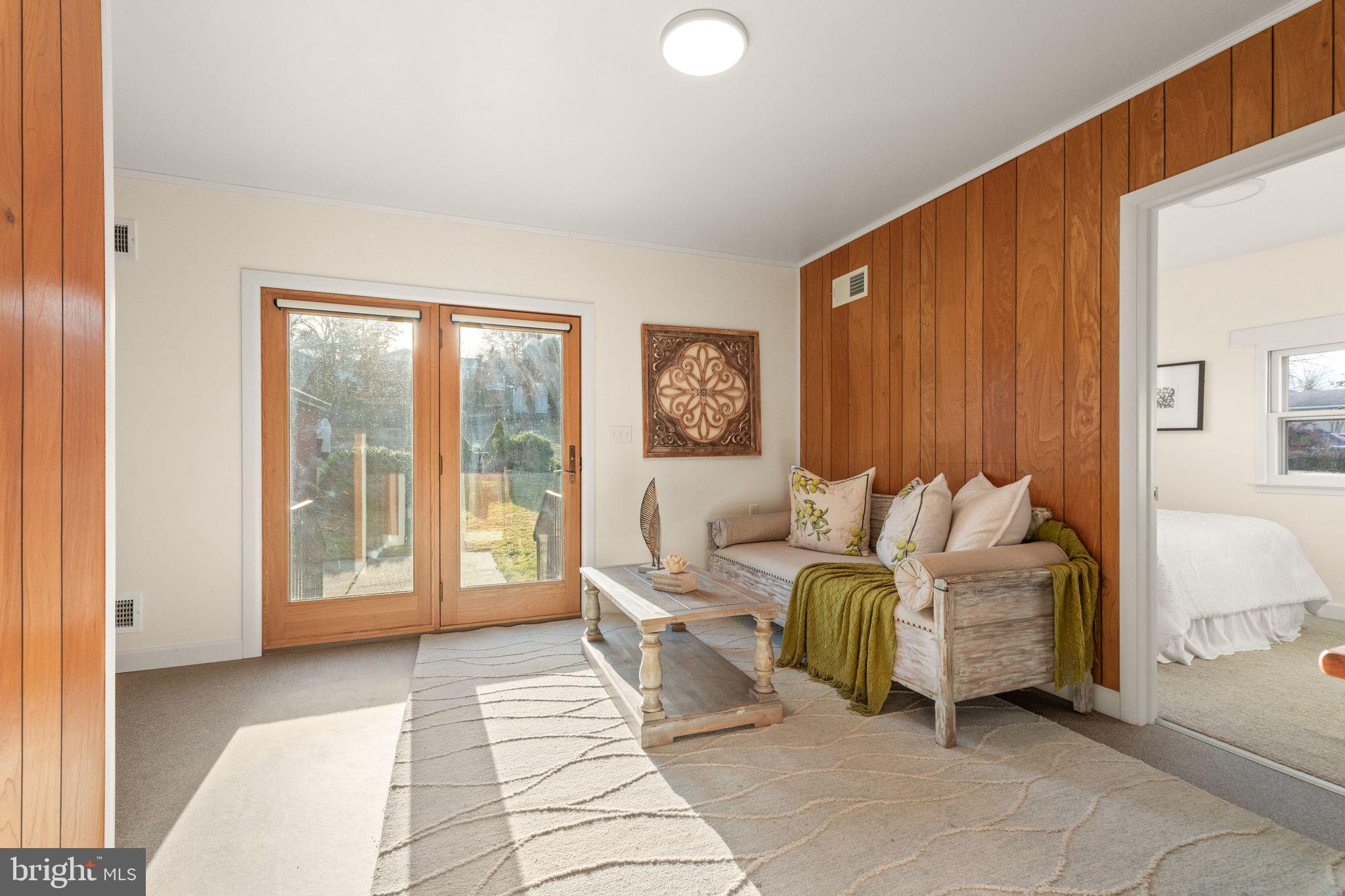 TEMPLE VIEW - Residential