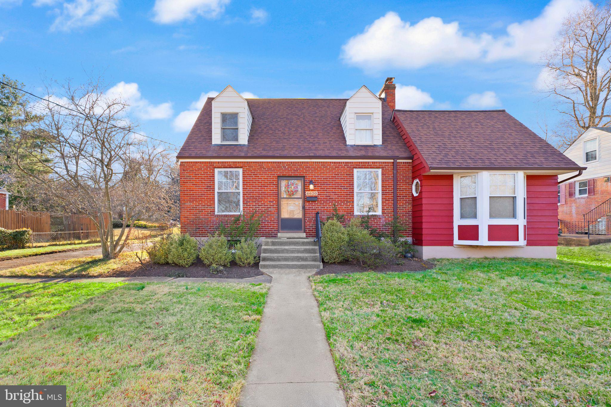 TEMPLE VIEW - Residential
