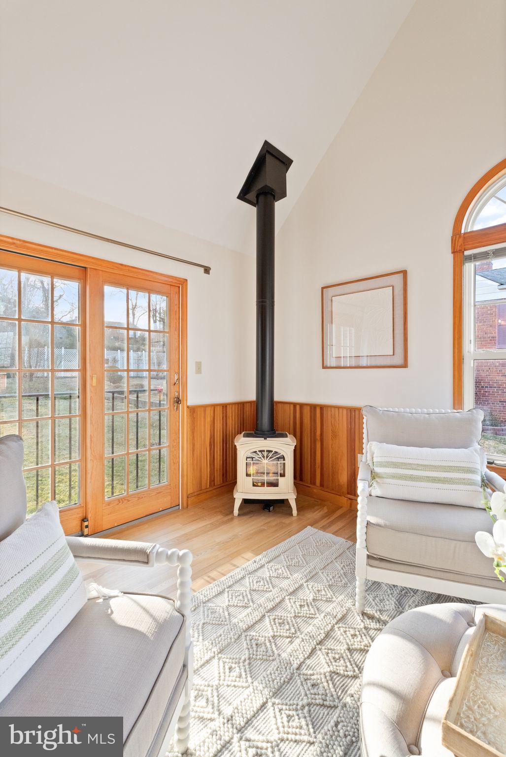 TEMPLE VIEW - Residential