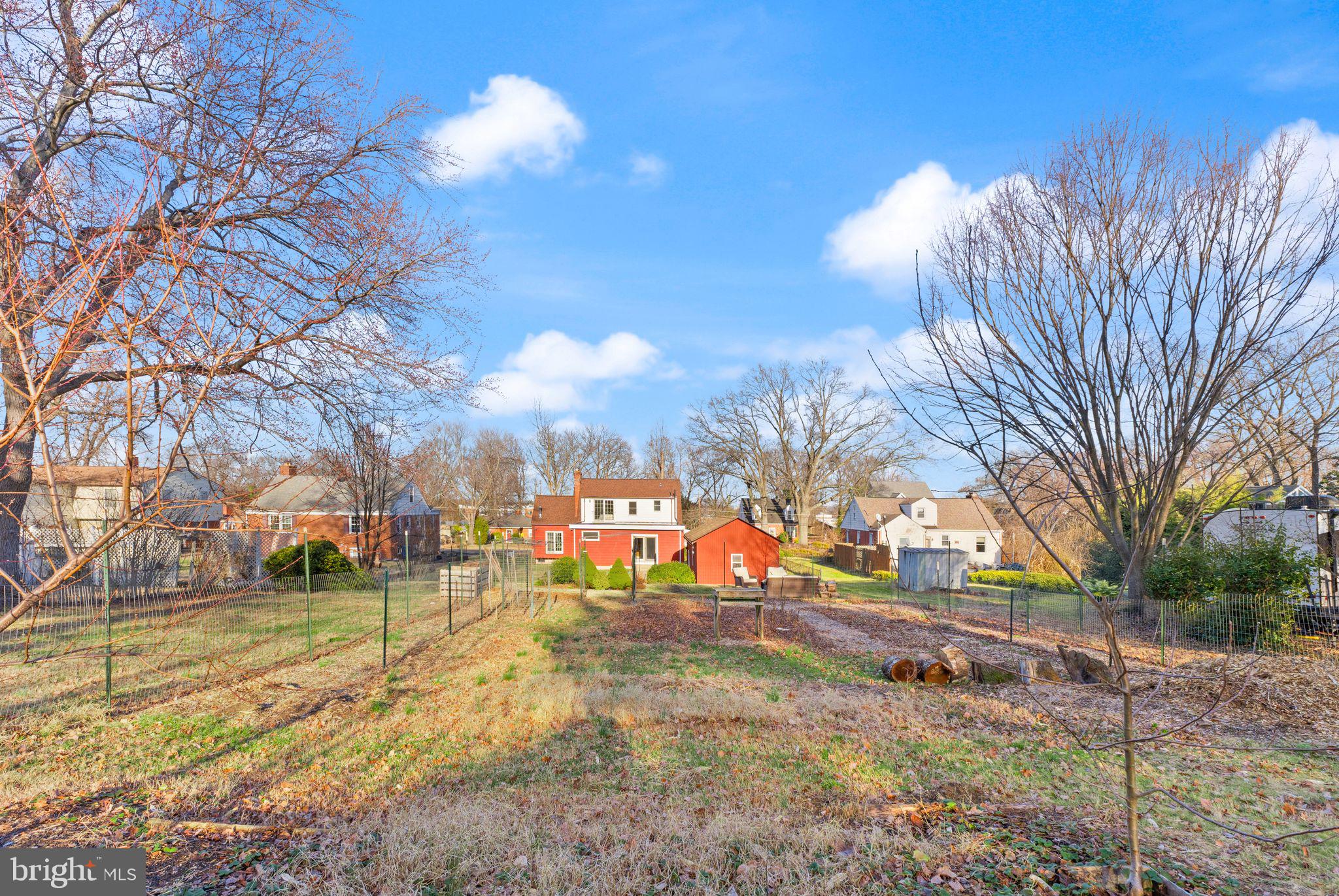 TEMPLE VIEW - Residential