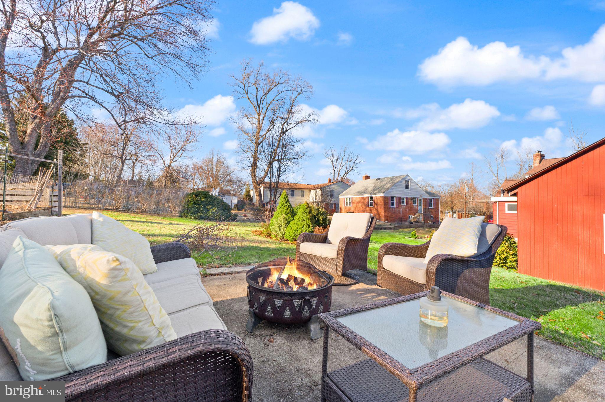 TEMPLE VIEW - Residential