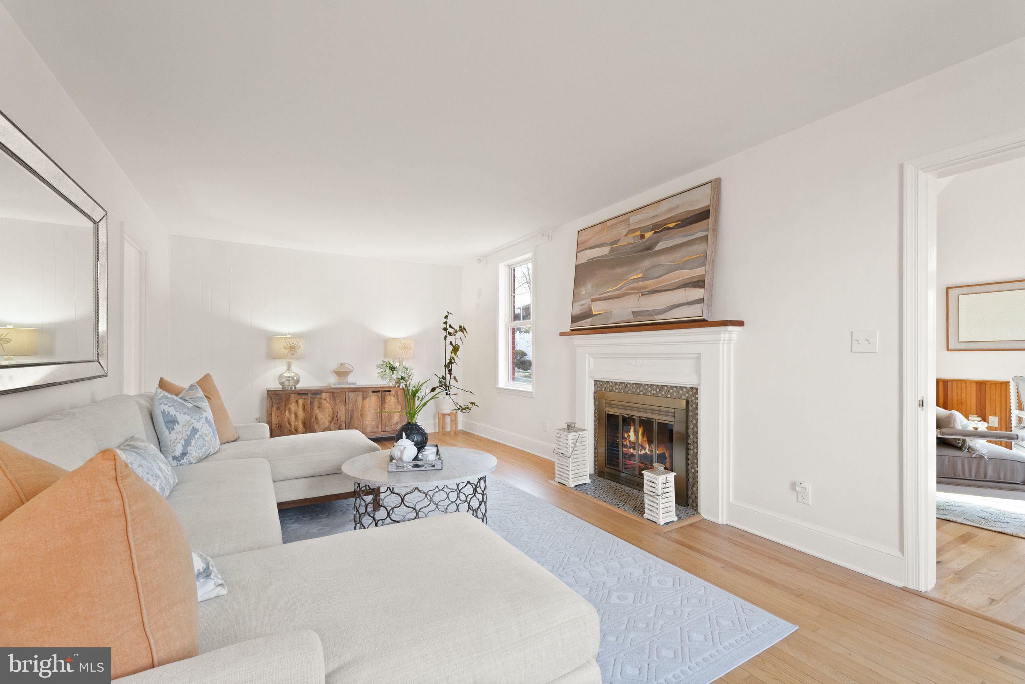 TEMPLE VIEW - Residential