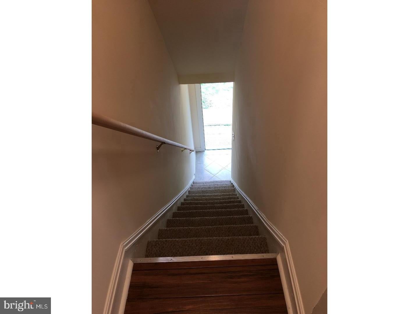 123 HARTFORD ROAD APT. B