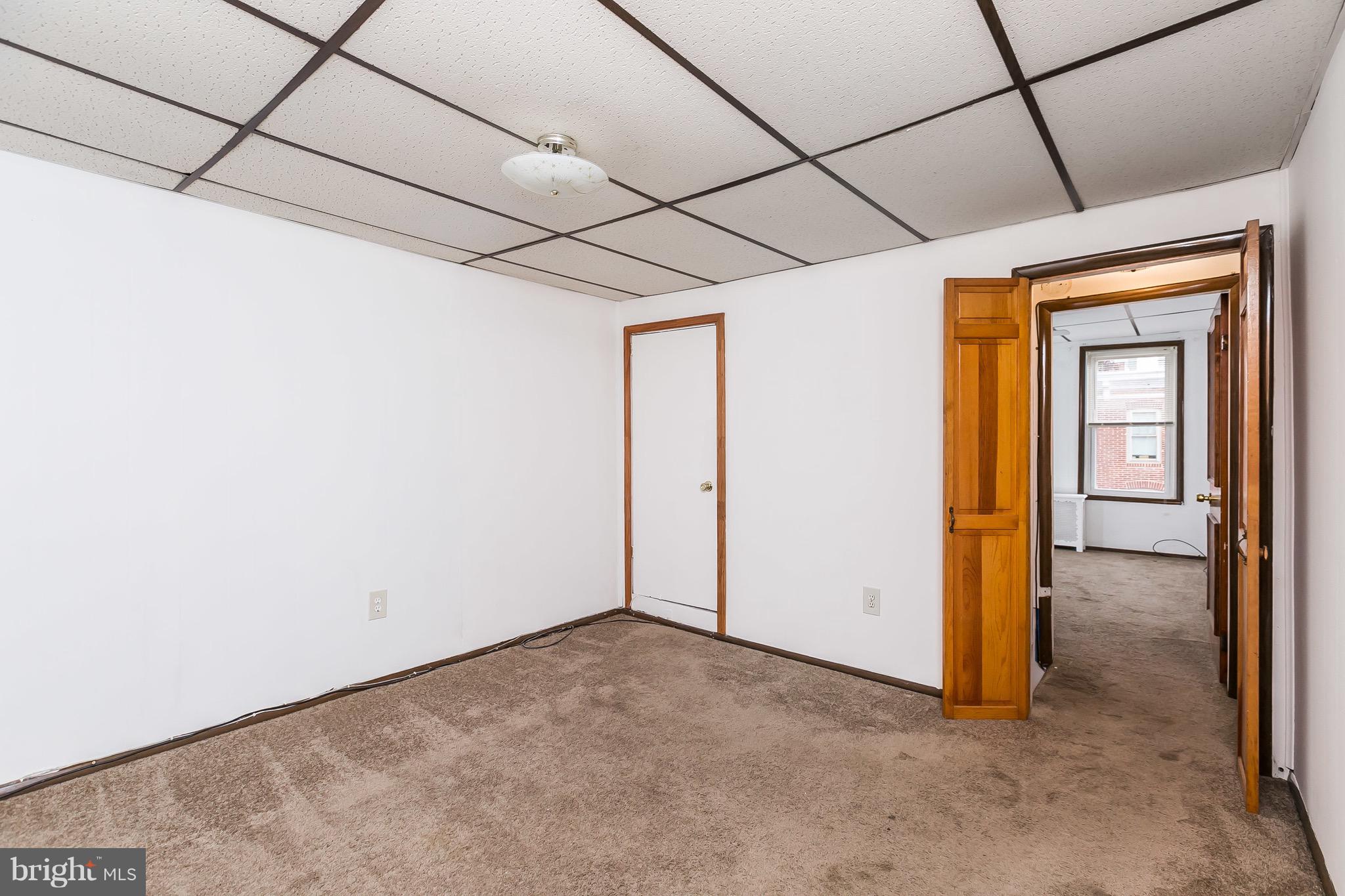 LOCUST POINT - Residential Lease