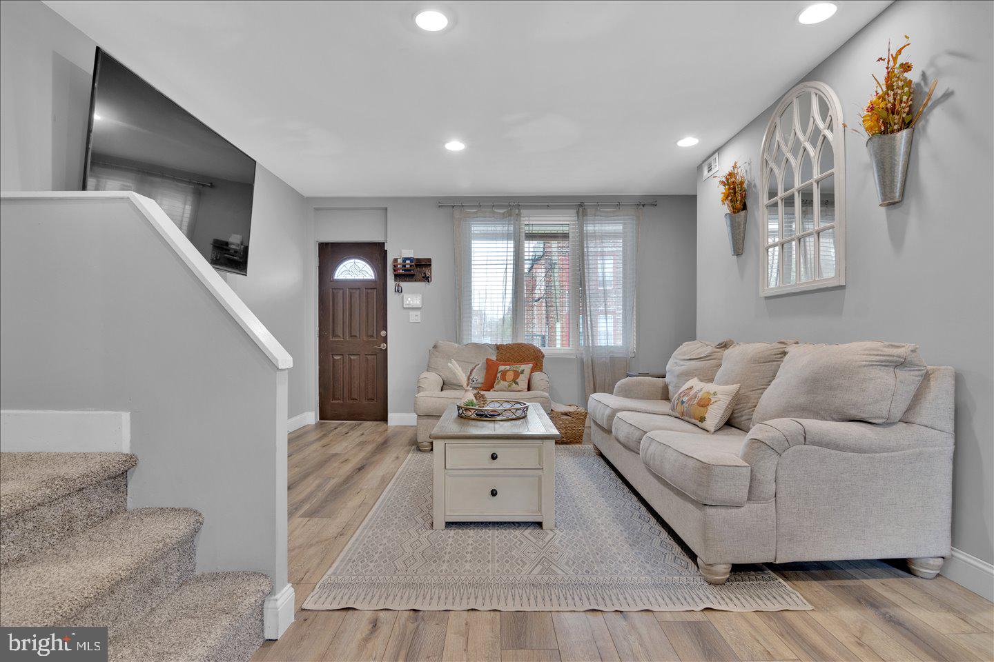 PORT RICHMOND - Residential