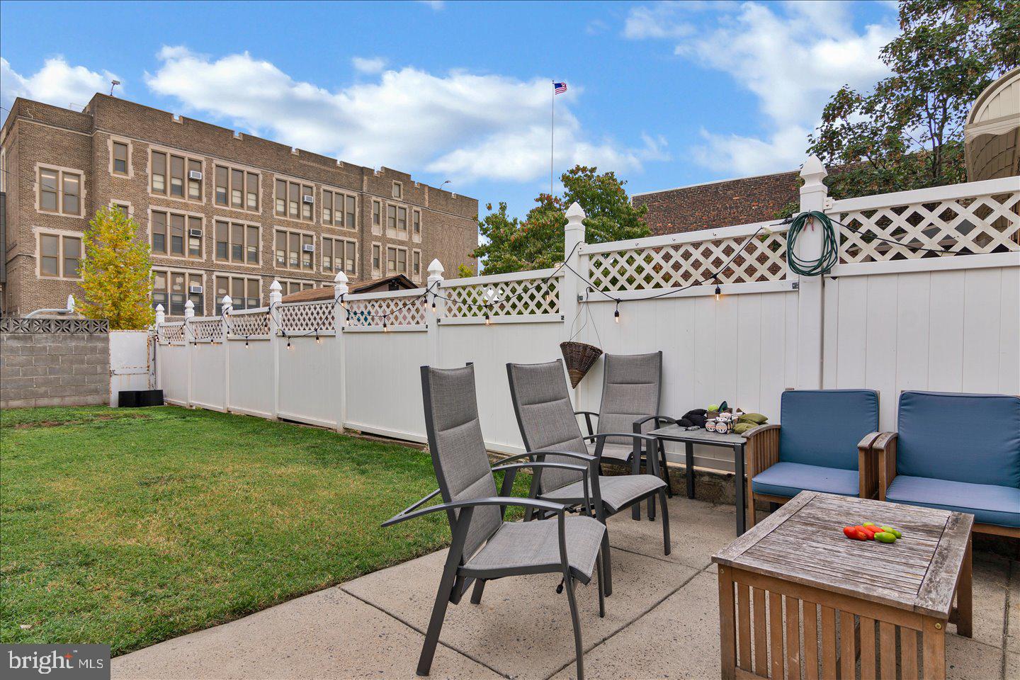 PORT RICHMOND - Residential