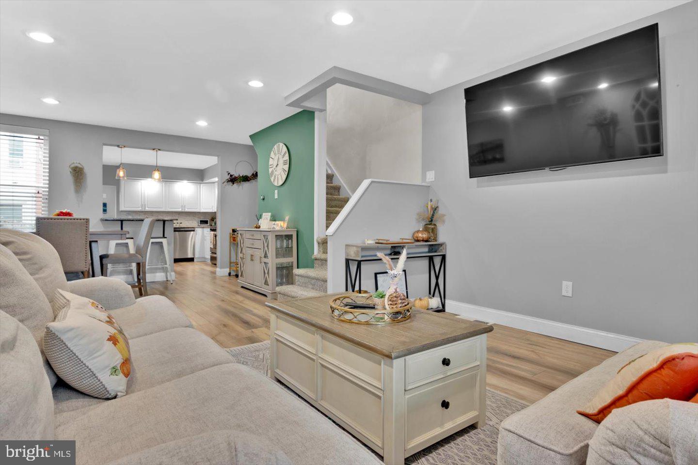 PORT RICHMOND - Residential