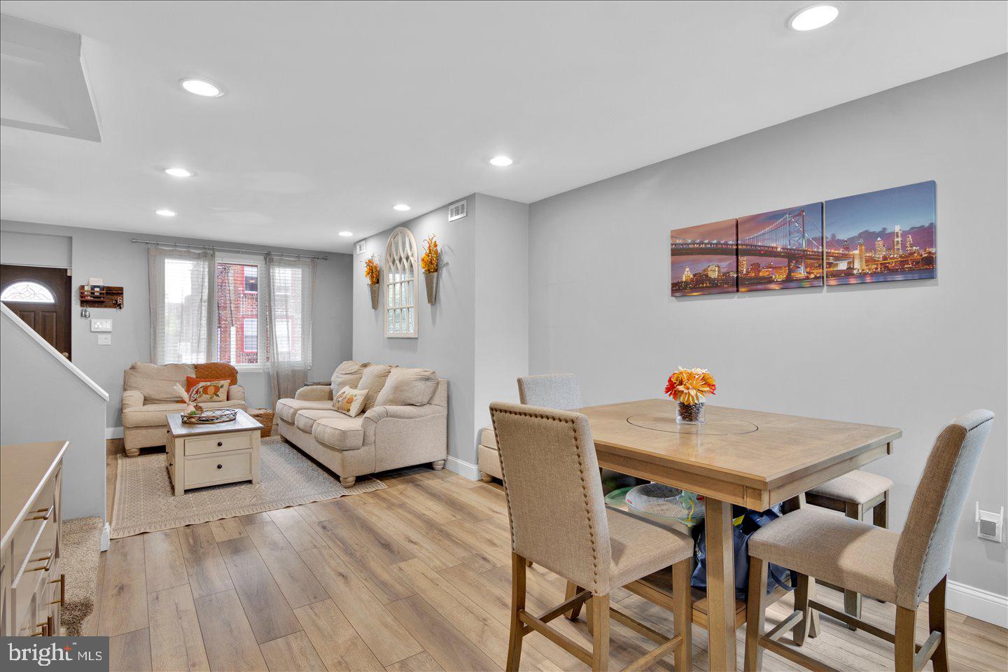 PORT RICHMOND - Residential