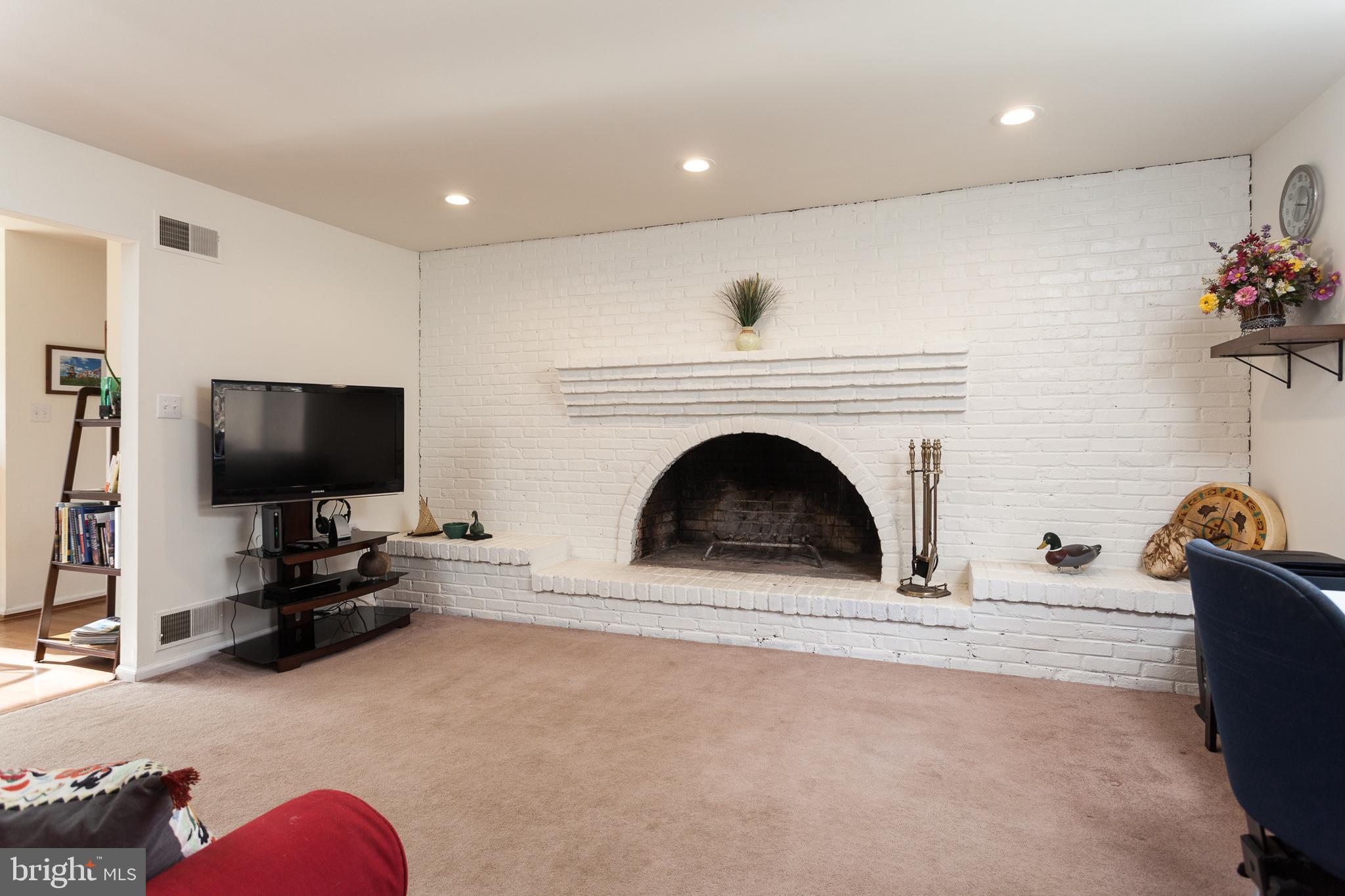 TIMBERLAND ACRES - Residential