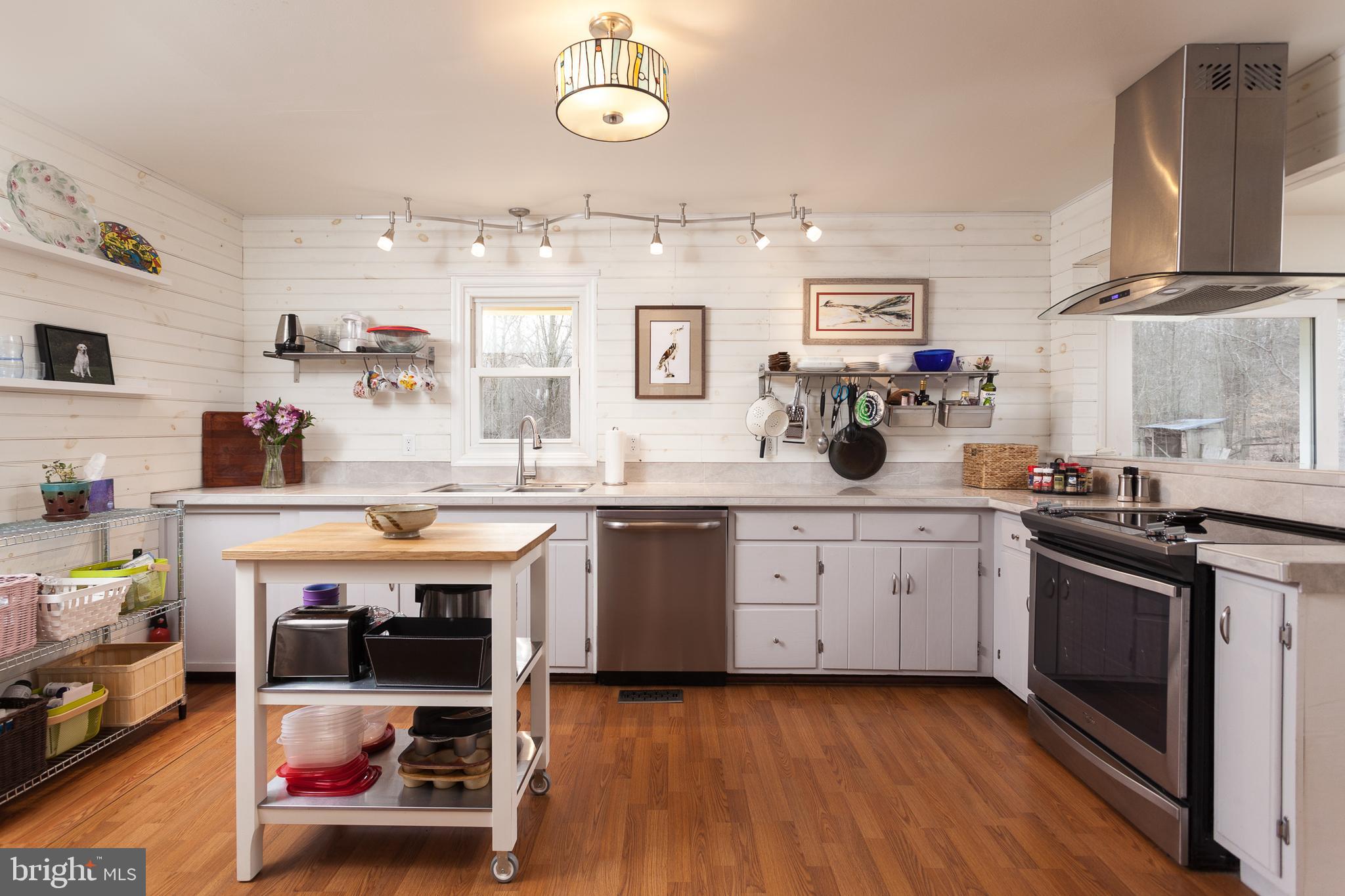 TIMBERLAND ACRES - Residential