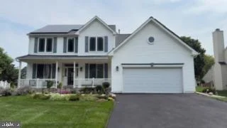 28 Pemberton Lane, East Windsor, NJ MLS: NJME2082188