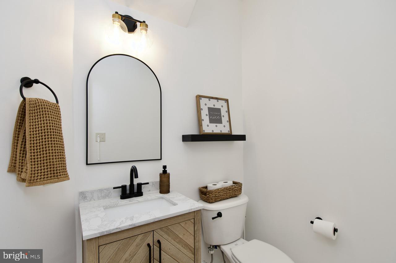 HAWTHORNE - Residential Lease