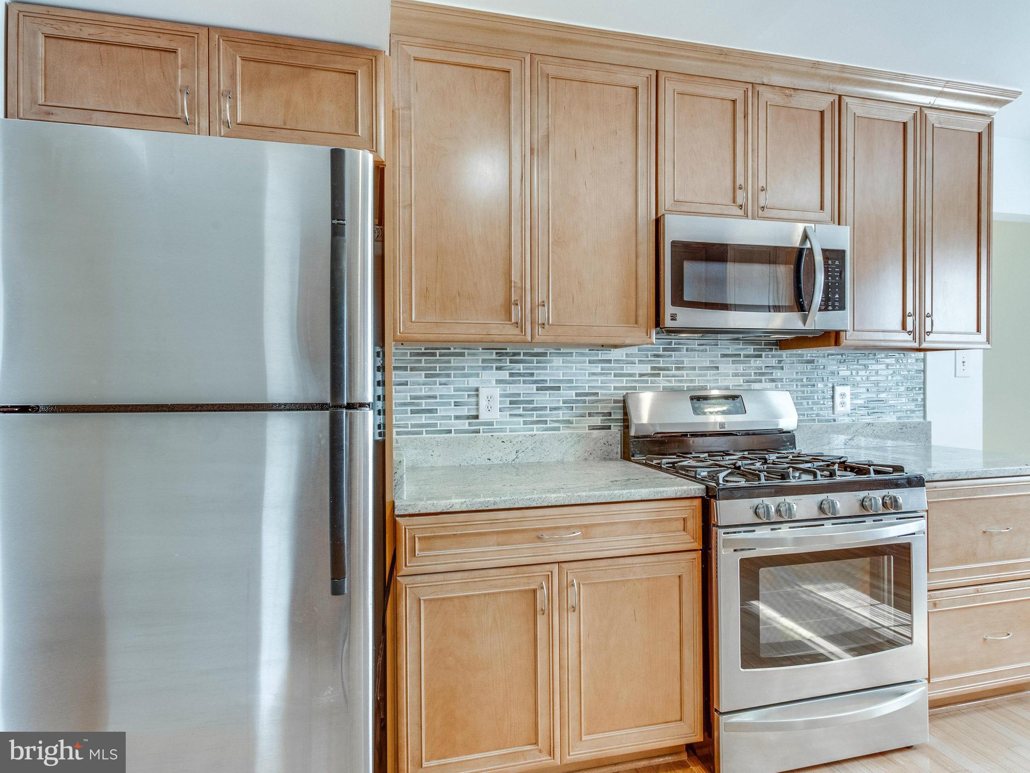 LAKE BRADDOCK - Residential