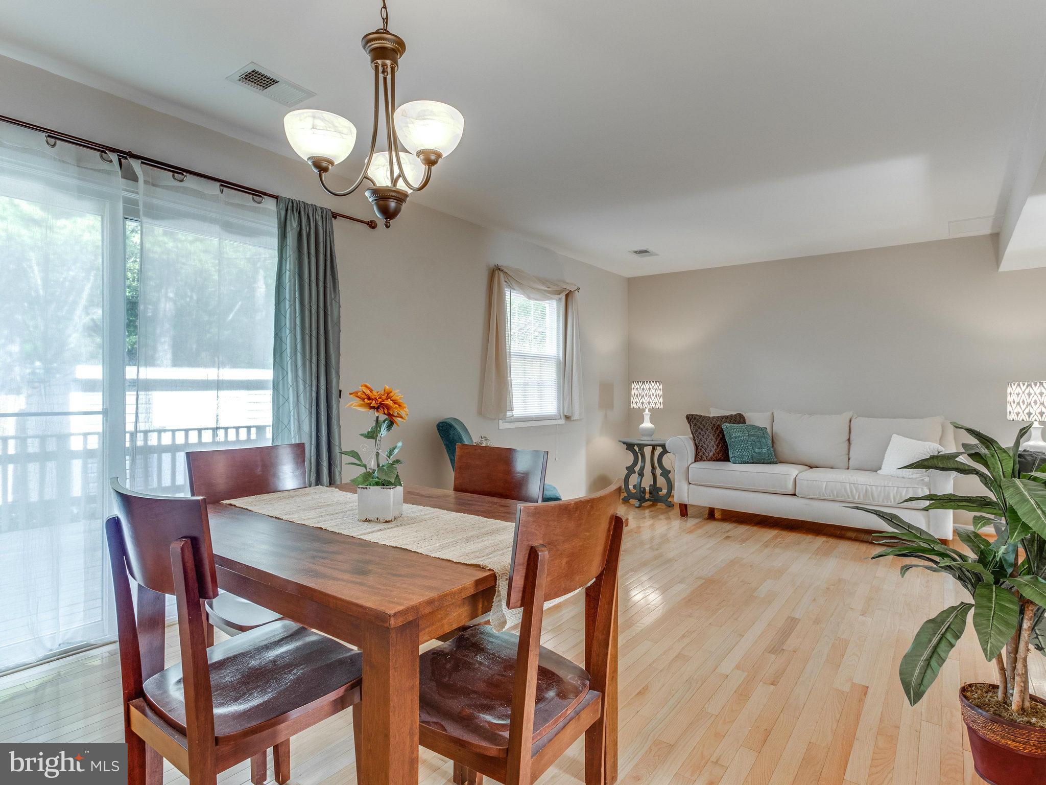 LAKE BRADDOCK - Residential